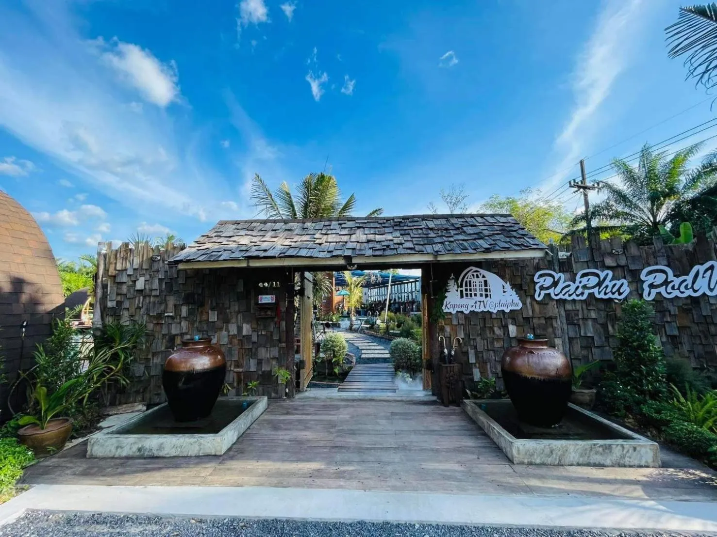 Facade/entrance in Plaiphu Pool Villas