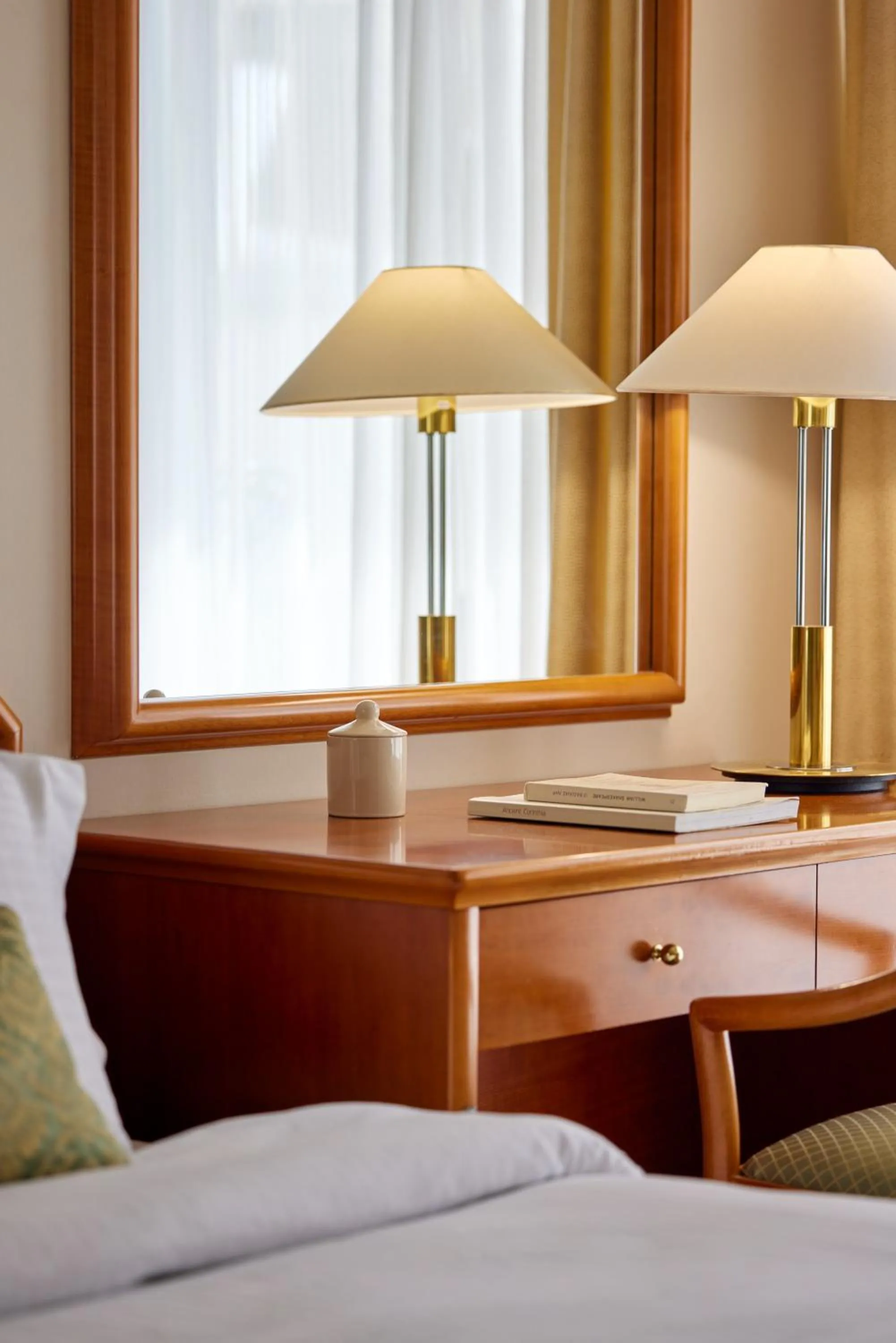 hair dresser, Bed in Hotel Panorama