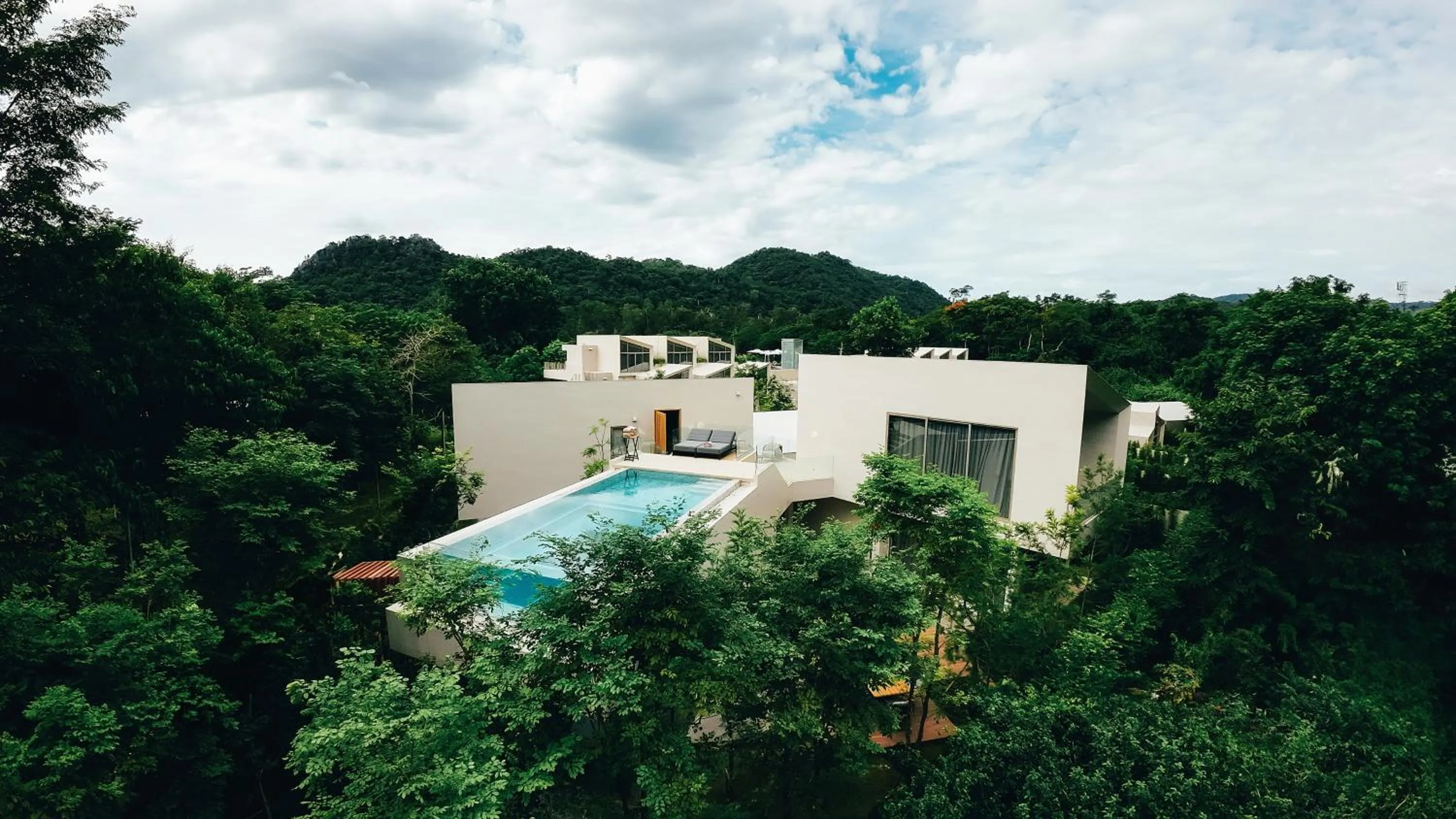 Area and facilities in Hotel MYS Khao Yai