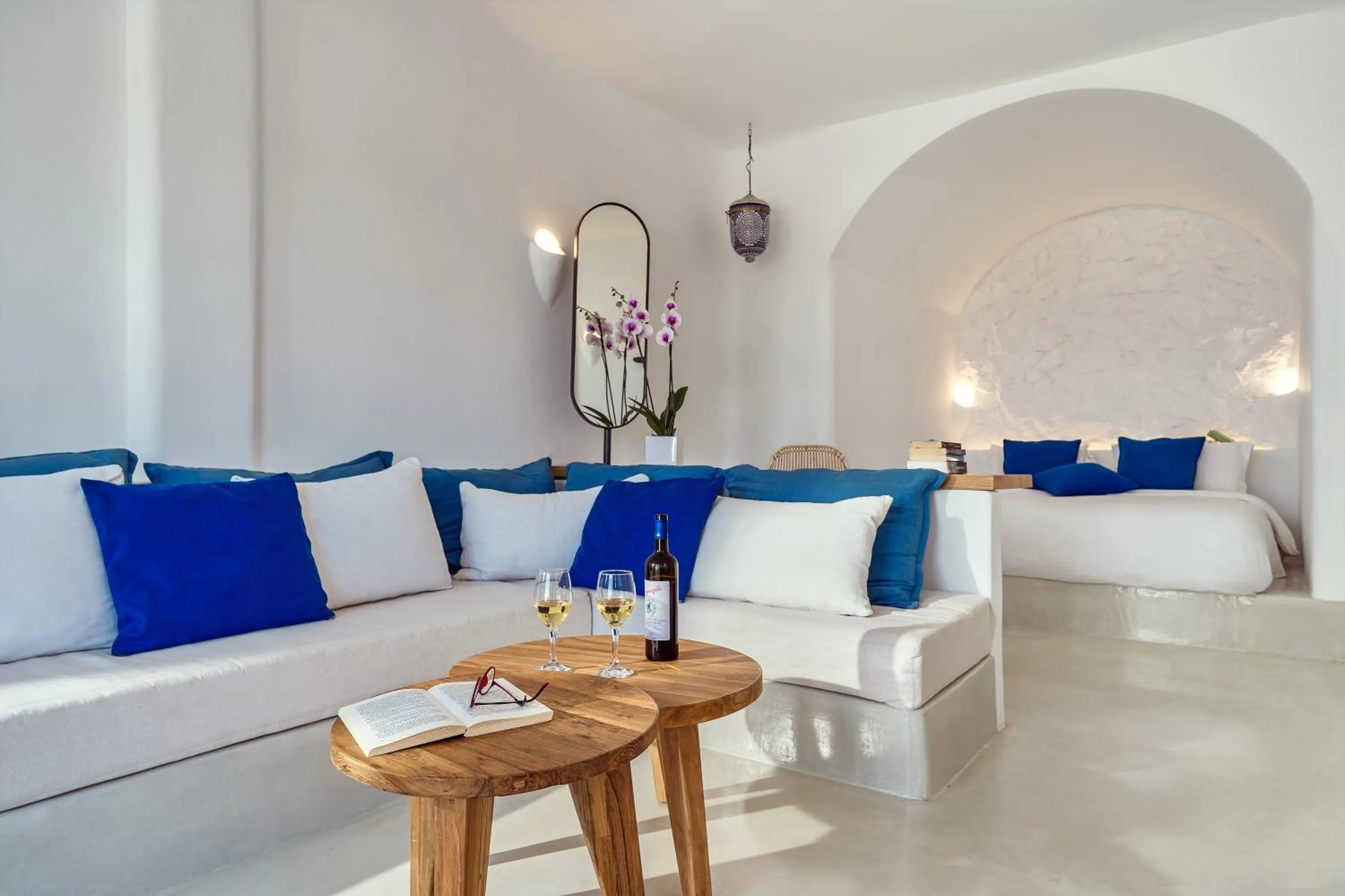 Bed in Finikia Memories Hotel