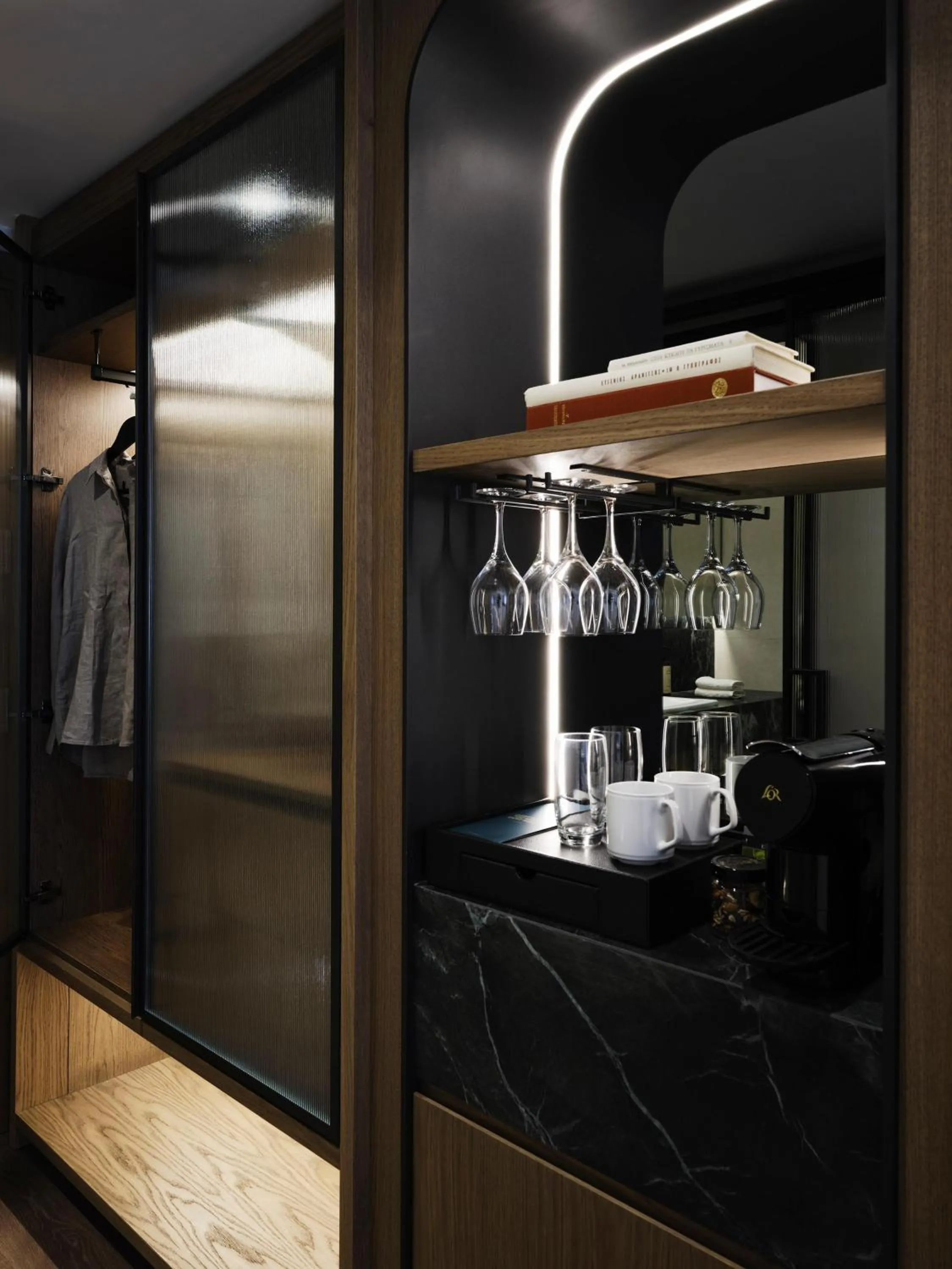 Bathroom in Electra Rhythm Athens