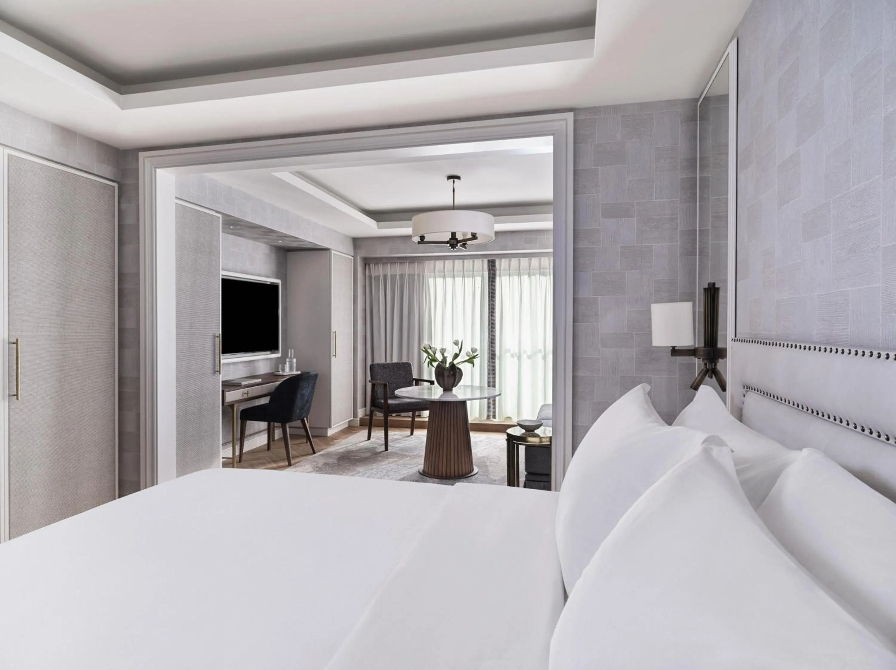 Photo of the whole room, Bed in Electra Palace Athens