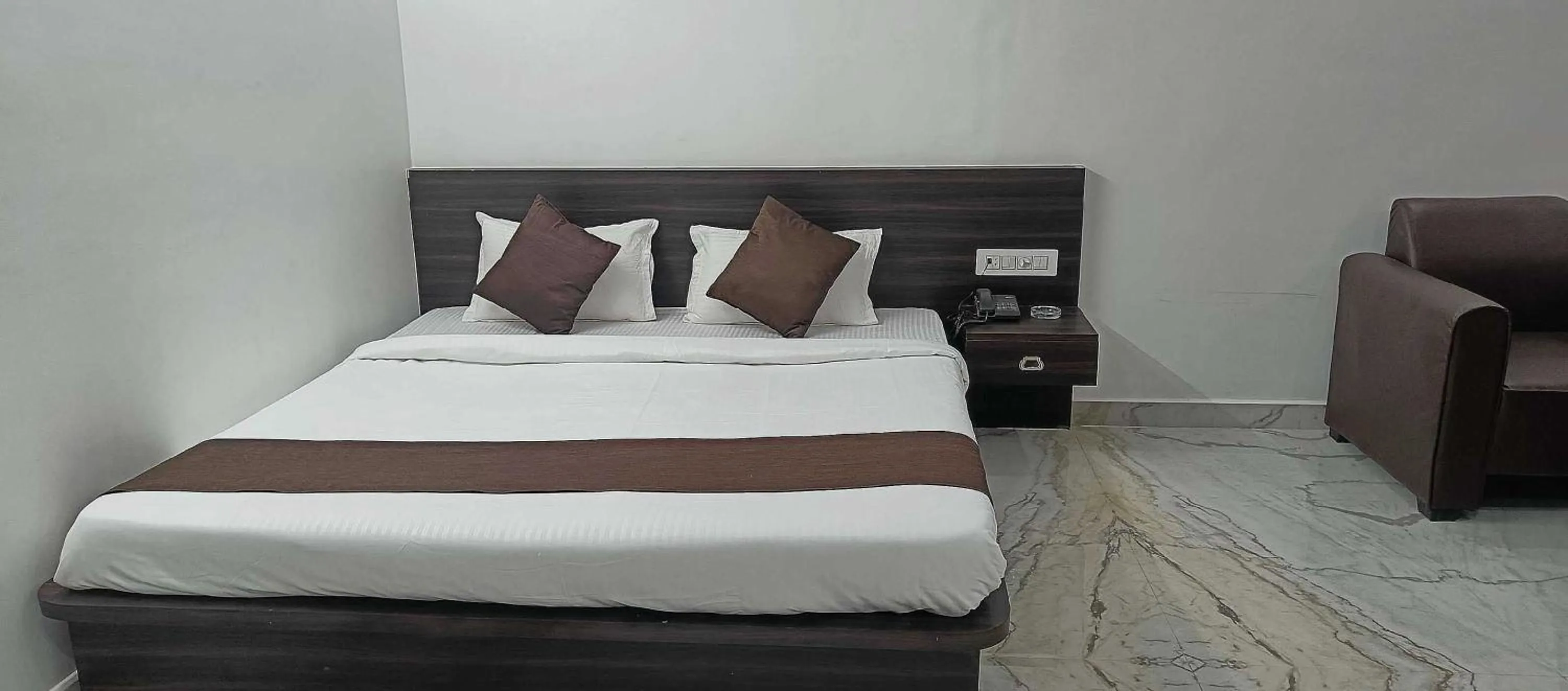 Bedroom in Super Hotel O Royal Inn