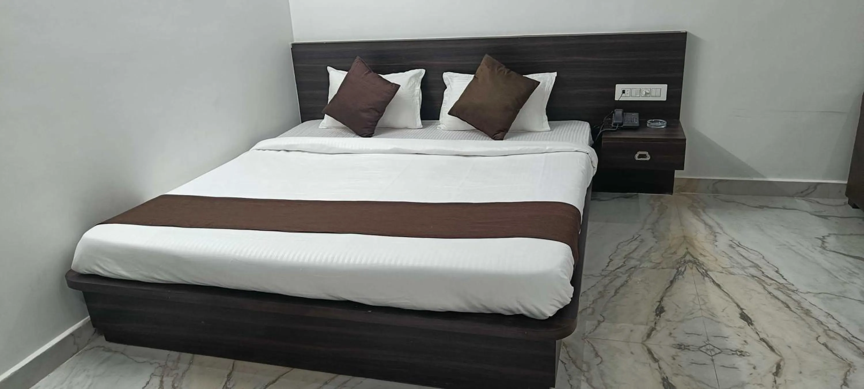 Bedroom in Super Hotel O Royal Inn