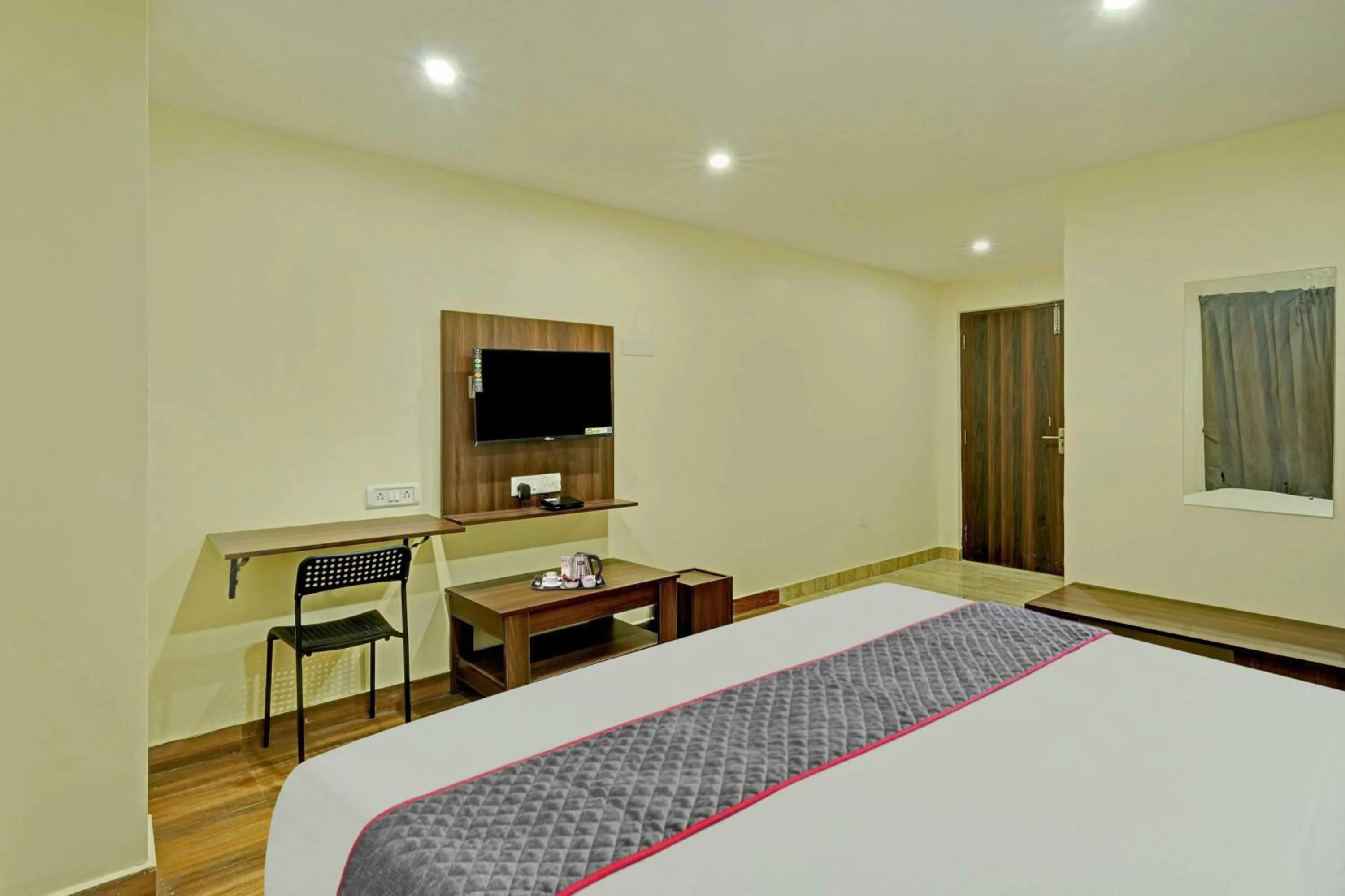 Bedroom in HOTEL O SHREYAS SHACK