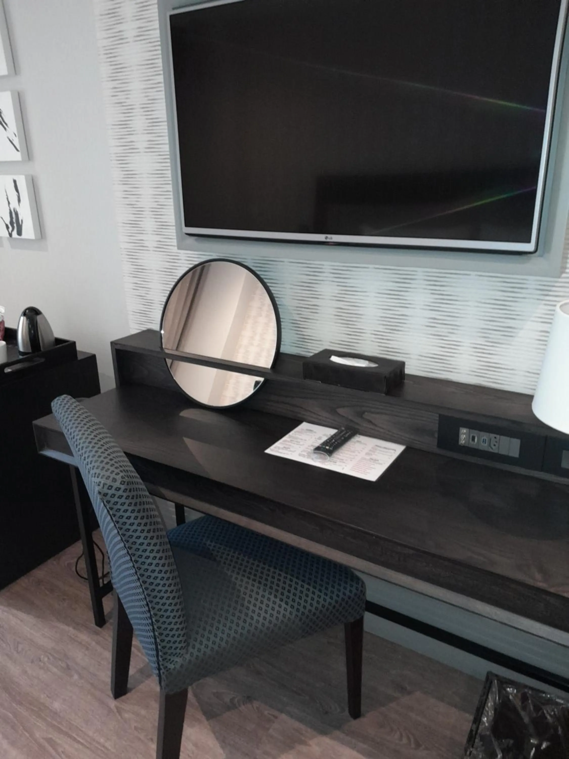 Bedroom in Golden Horse Hotel