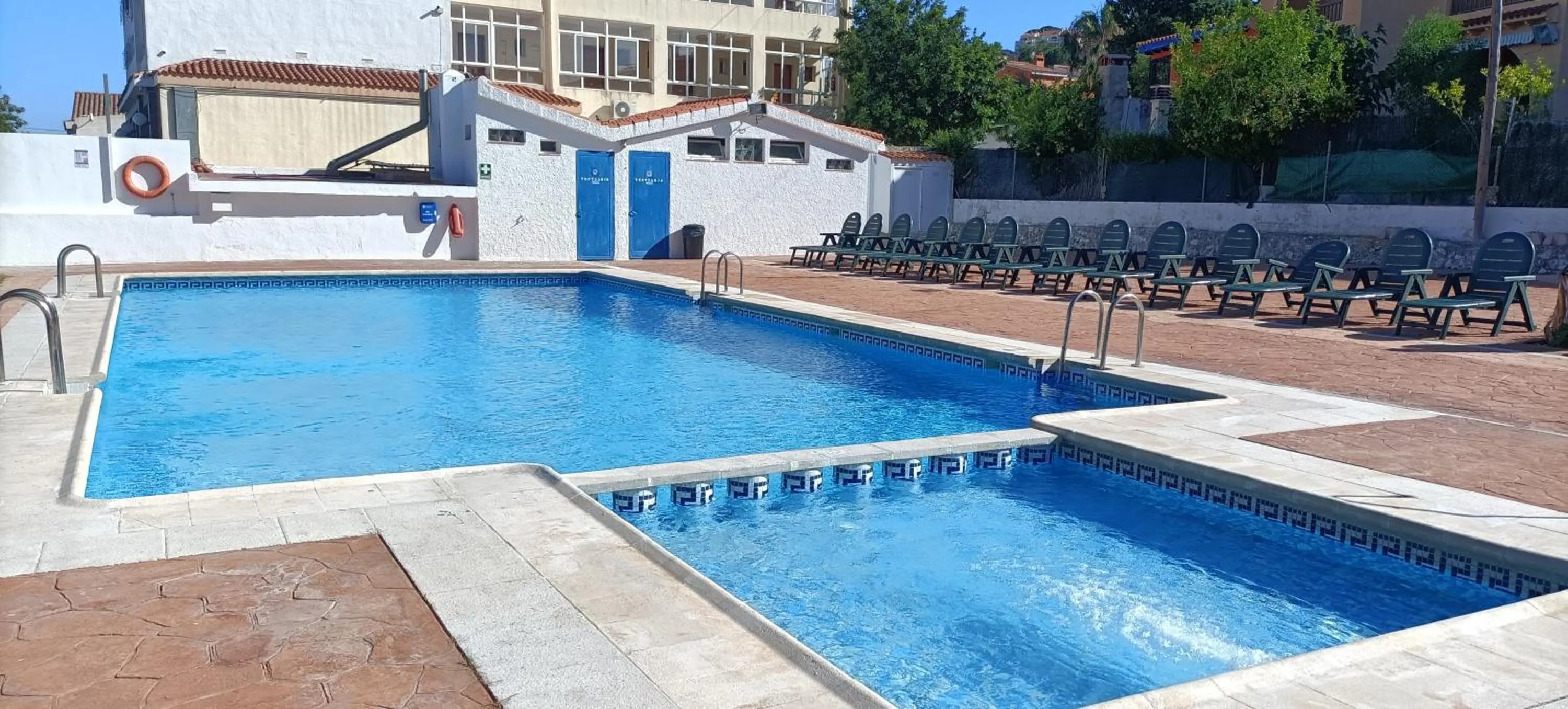 Swimming pool in Apartamentos Sol y Luna 3000