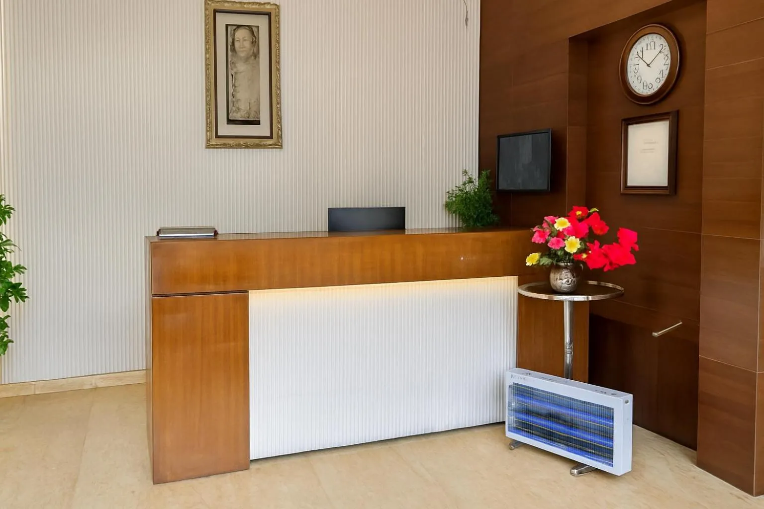 Lobby or reception in Hotel Good Luck by JMD Group