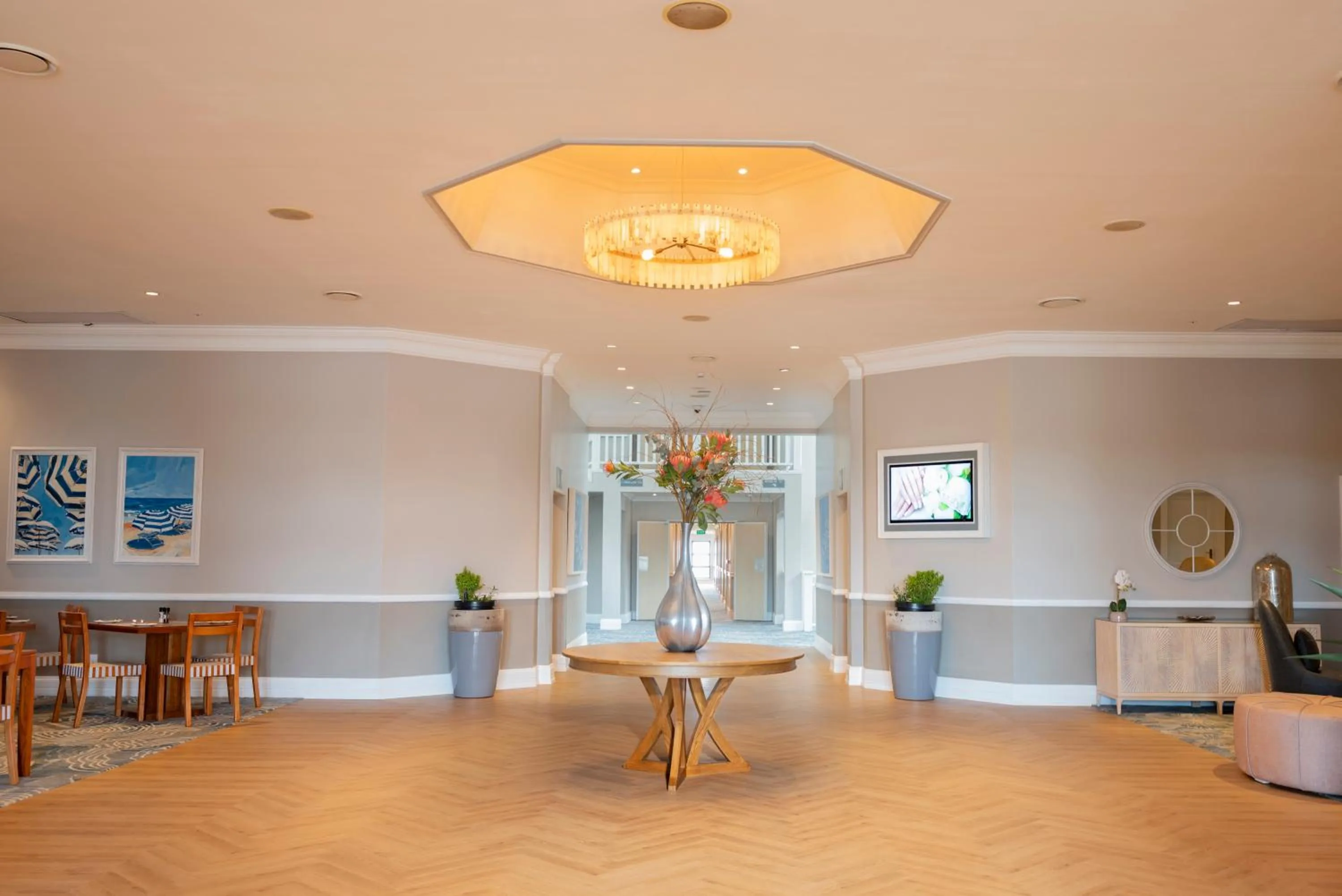 Lobby or reception in Garden Route Hotel