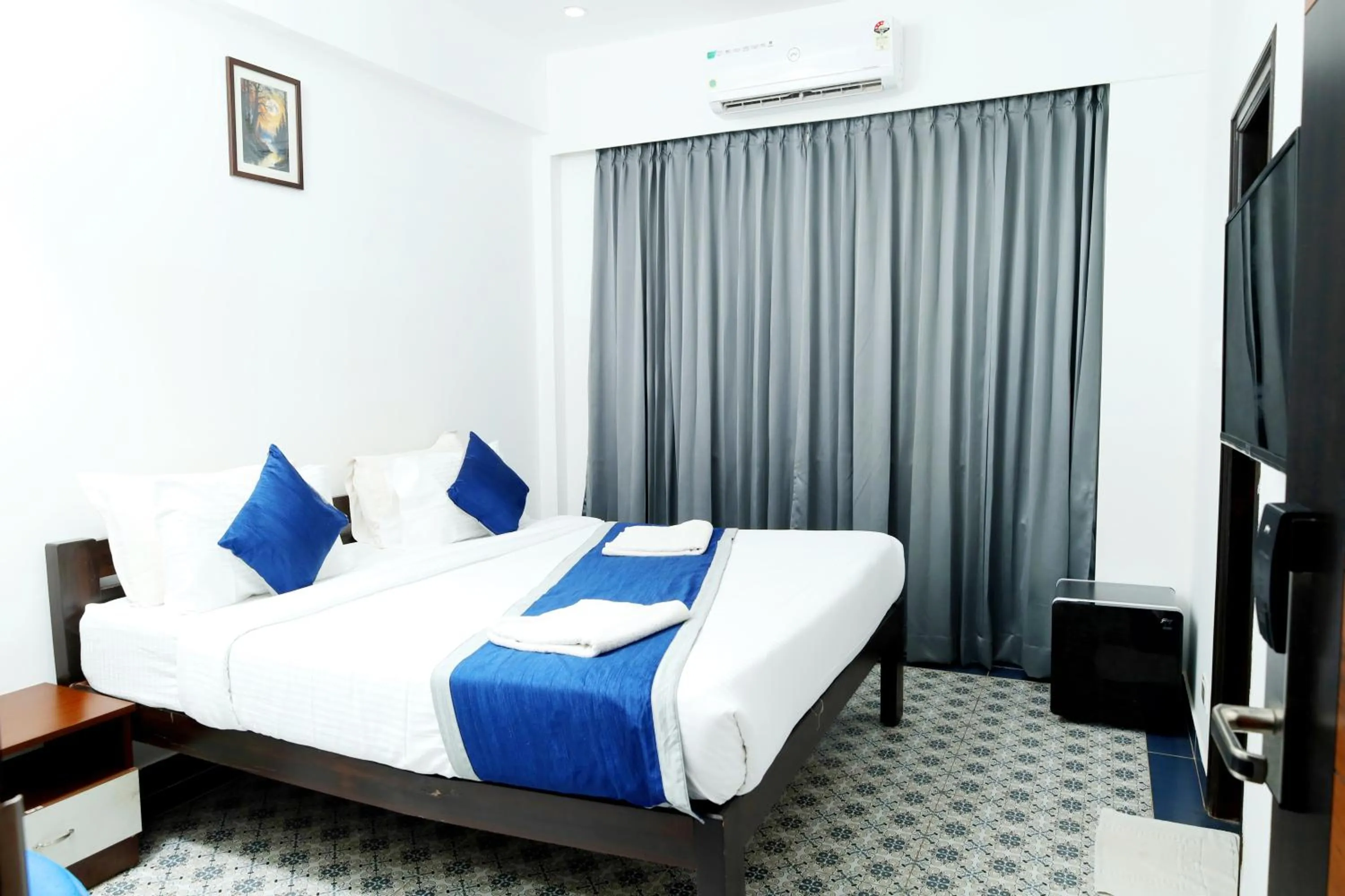 Bed in Felix Inn - Manyata Tech Park