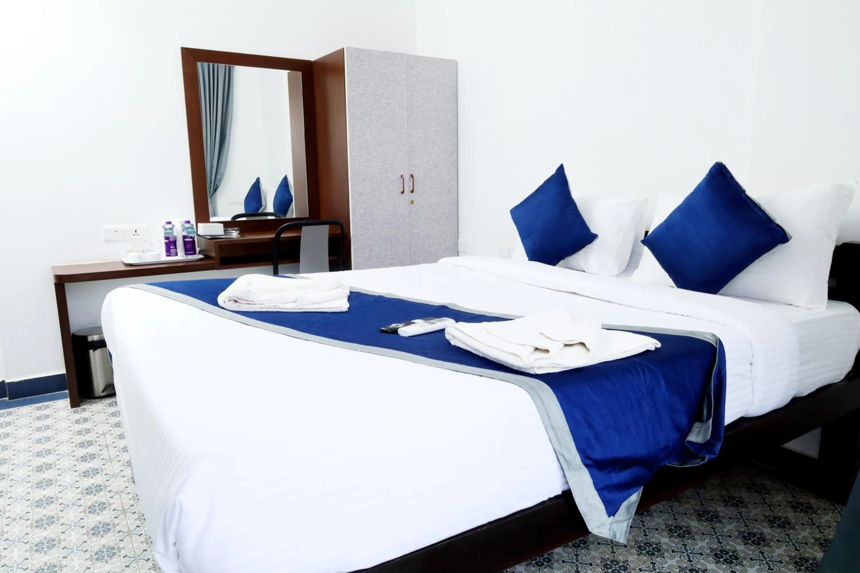 Bed in Felix Inn - Manyata Tech Park