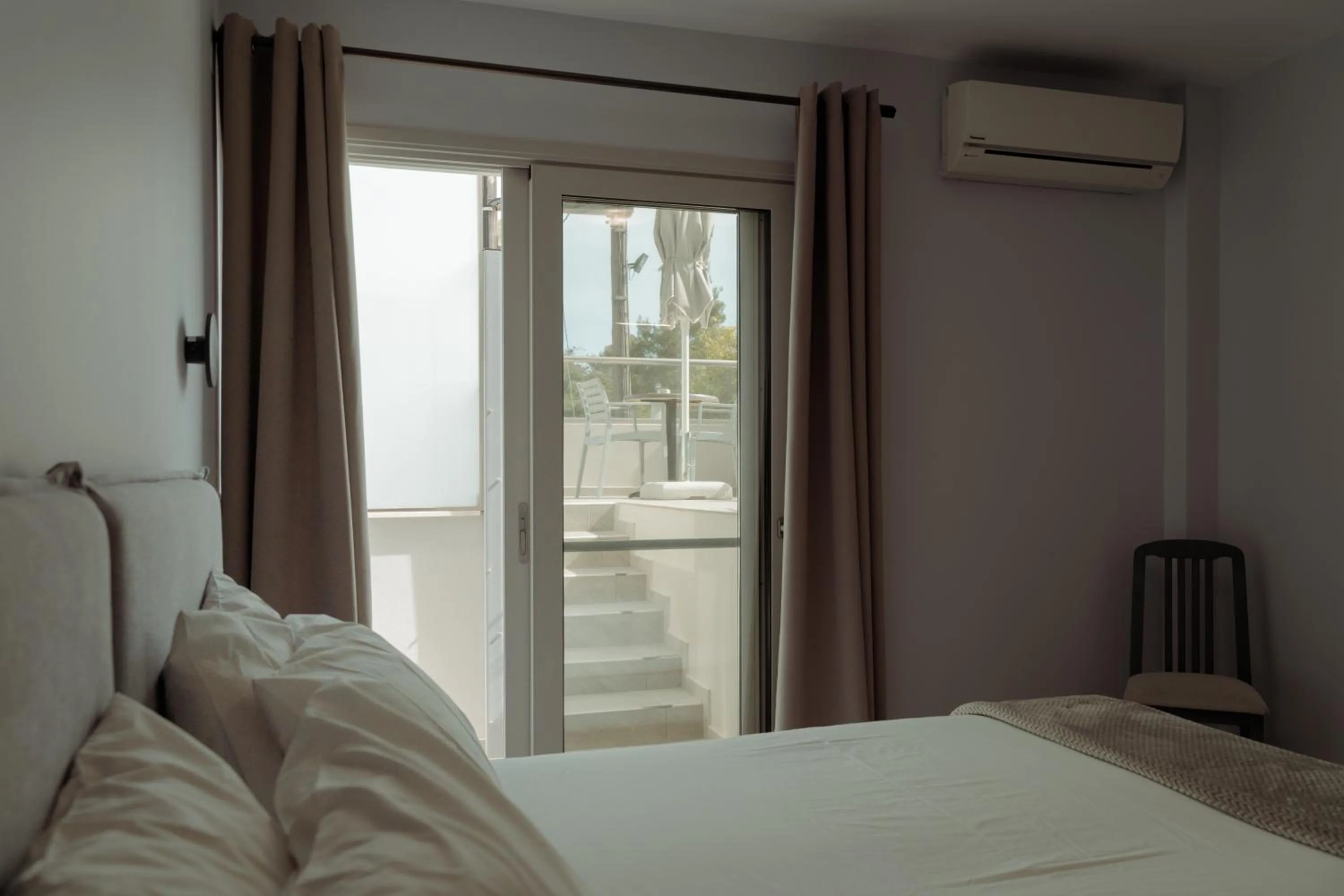 Bed in Limanaki Hotel