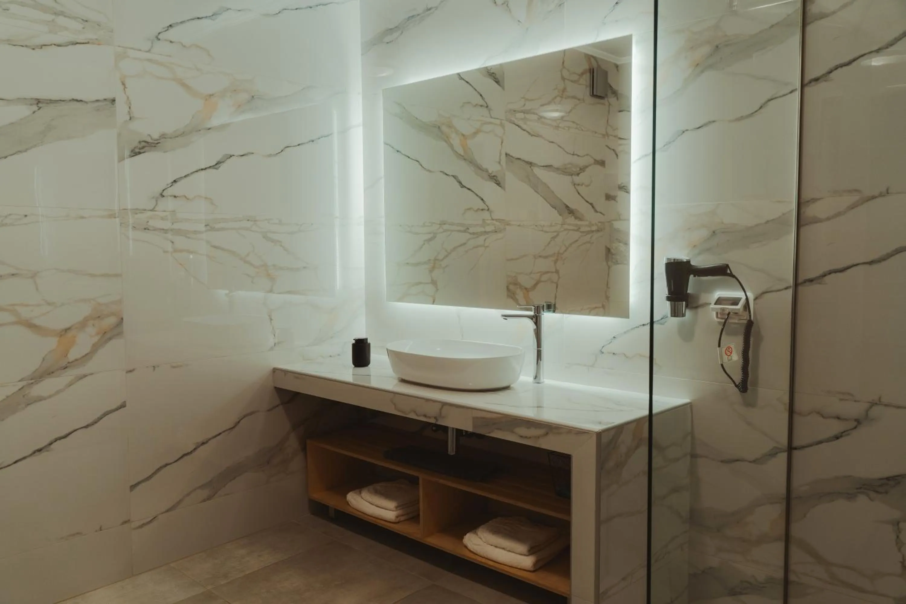 Bathroom in Limanaki Hotel