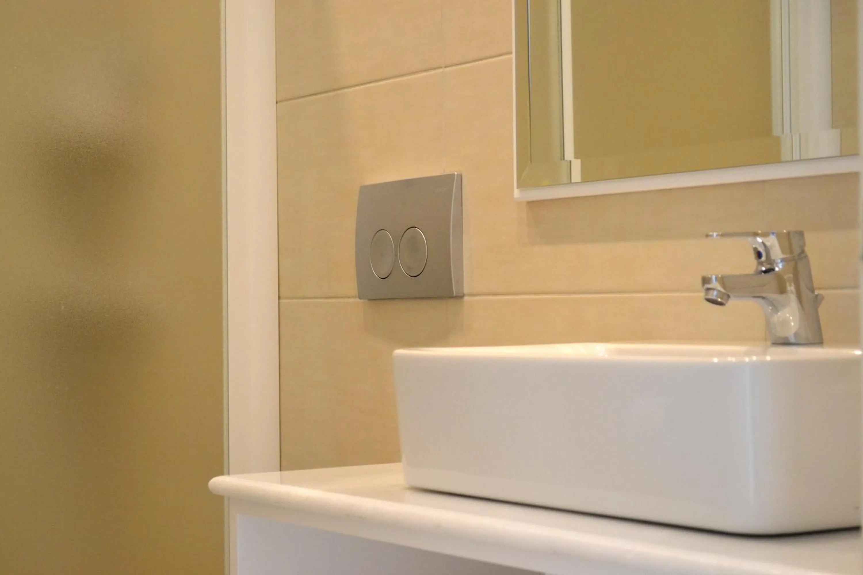 Bathroom in Brother's Hotel