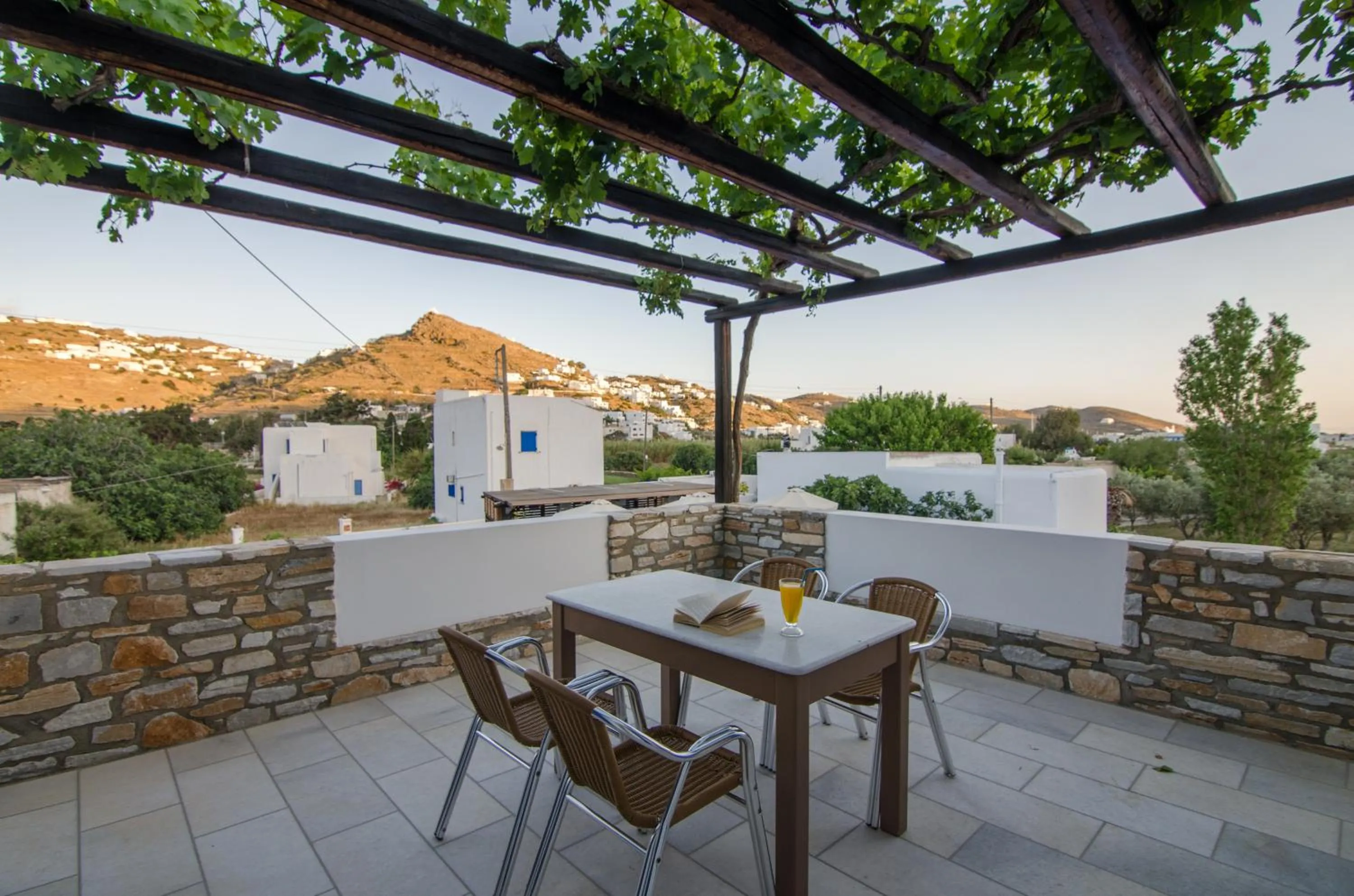 Coffee/tea facilities in Brother's Hotel