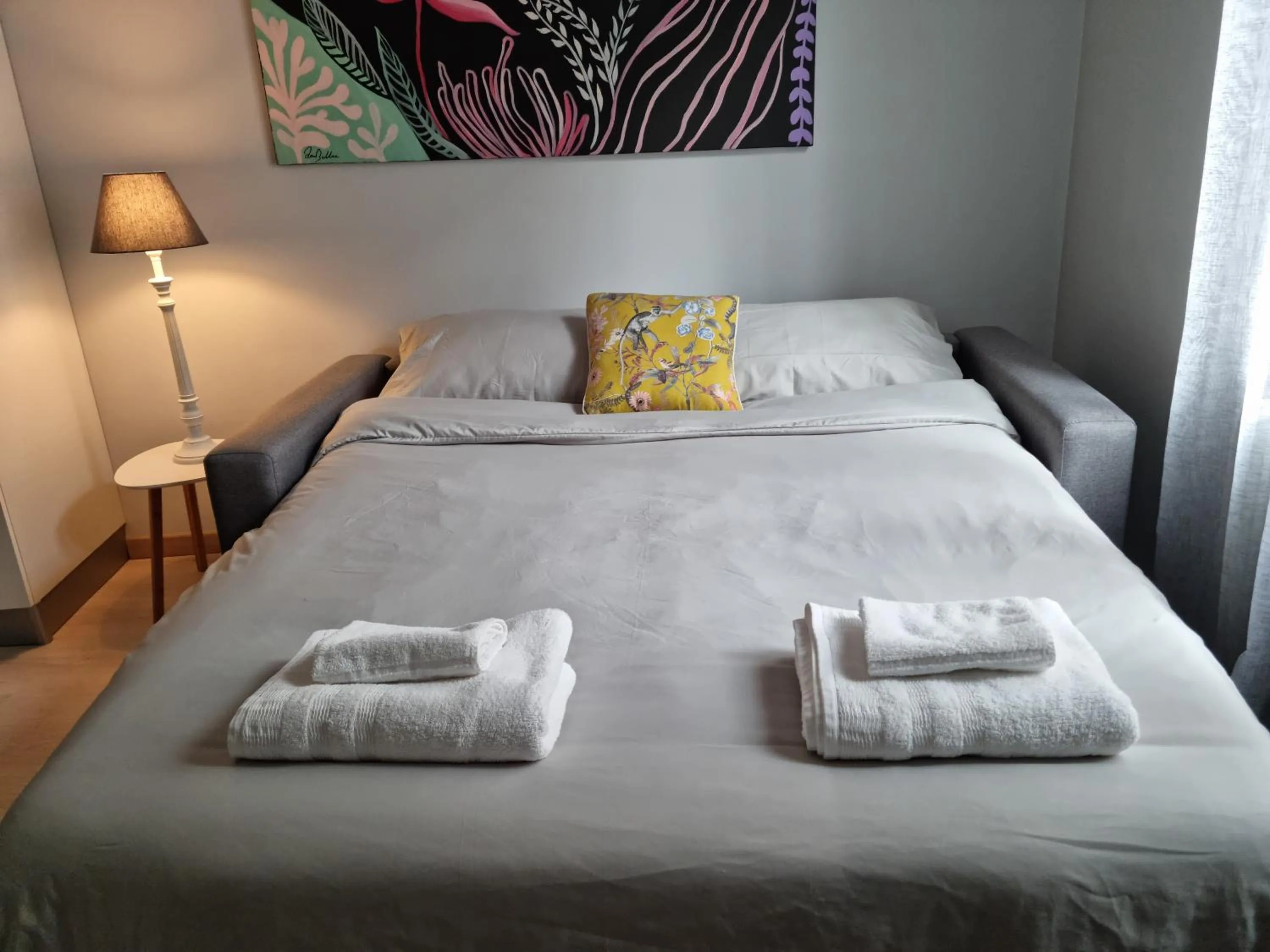 Bed in Apartments via Roma