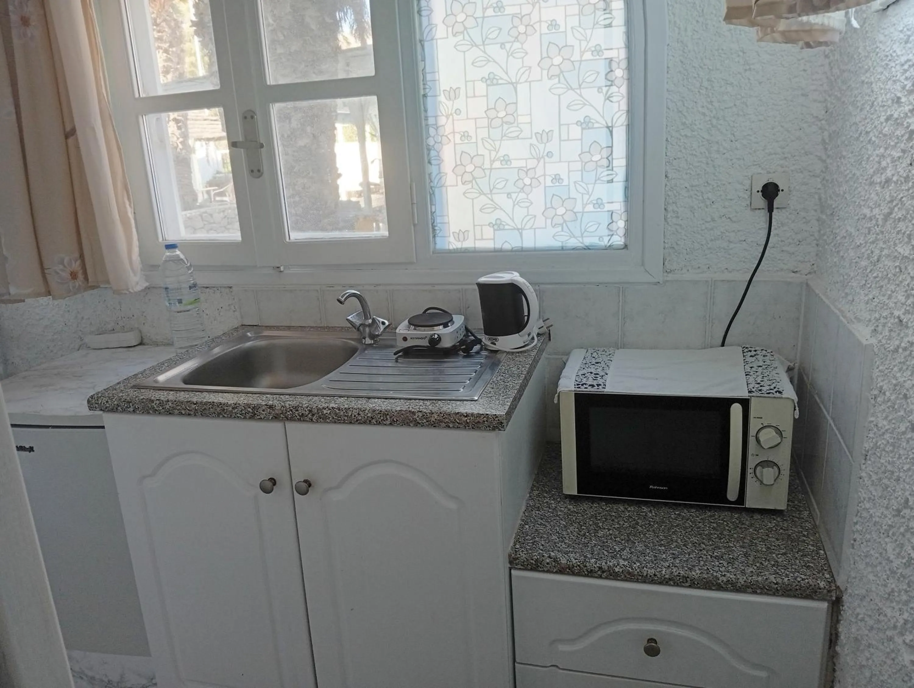 Kitchen or kitchenette in The Best