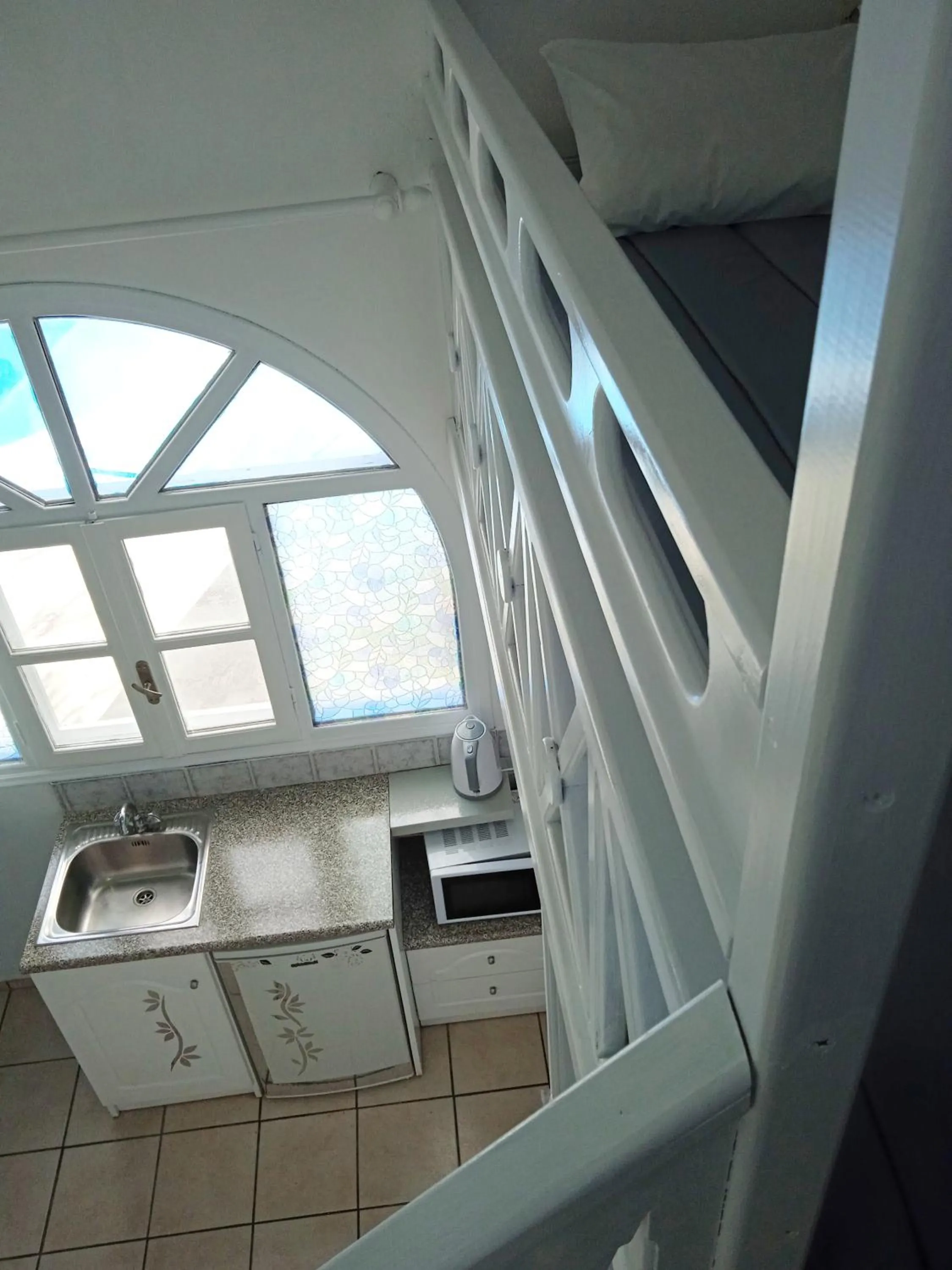 Kitchen or kitchenette in The Best