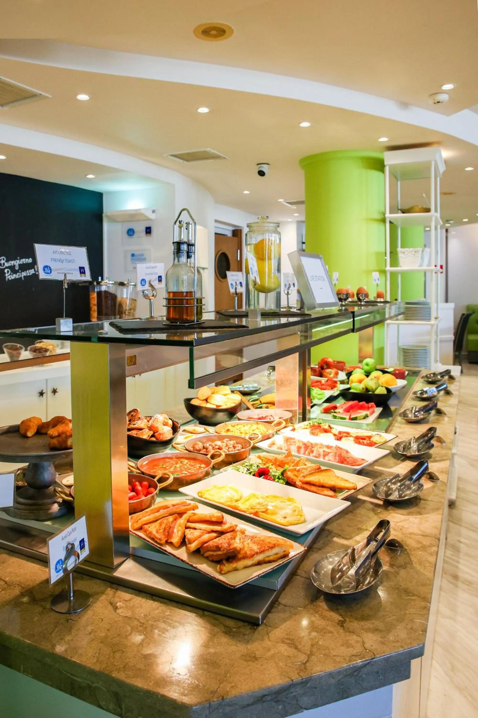 Breakfast in Golden Star City Resort