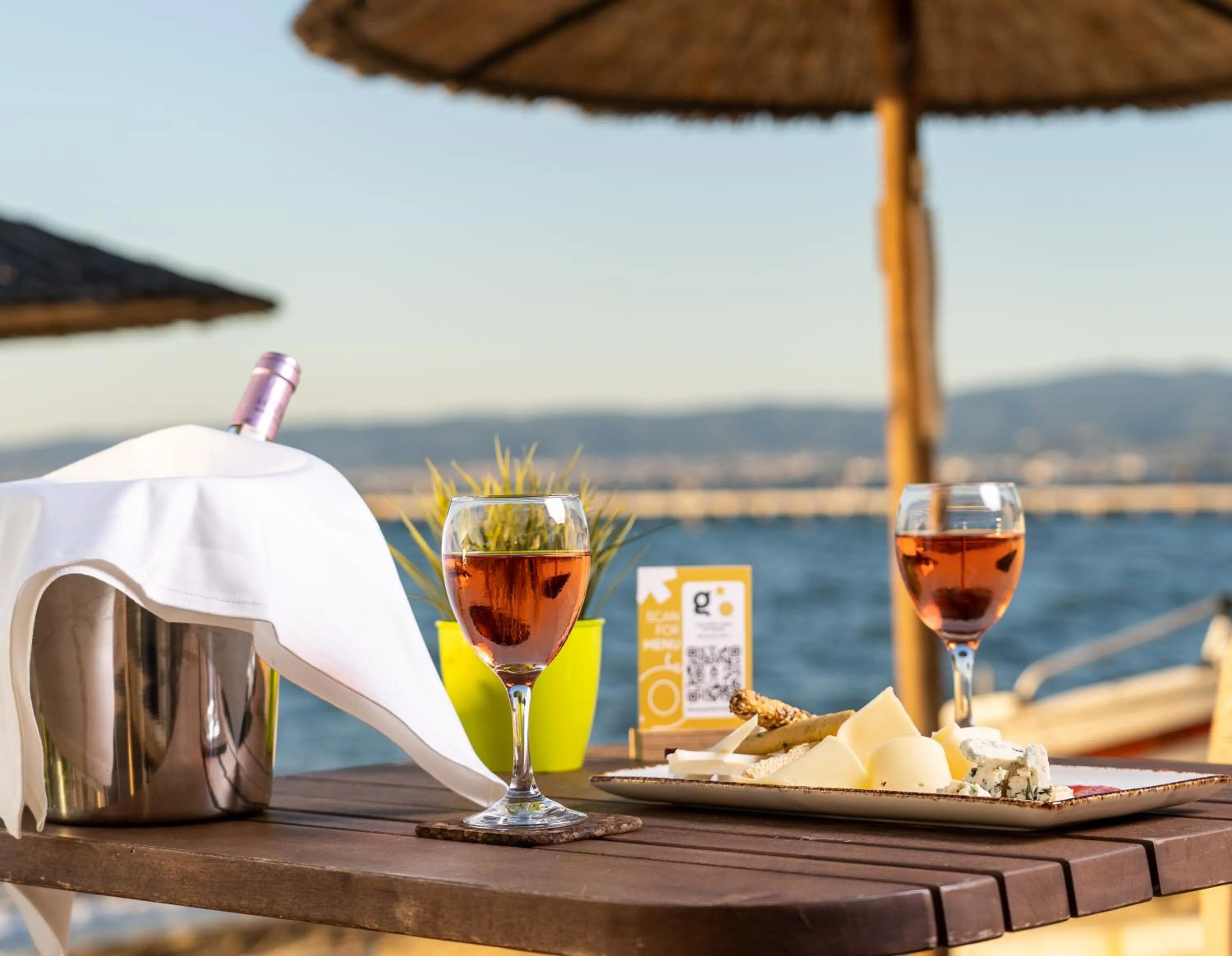 Restaurant/places to eat in Golden Star City Resort