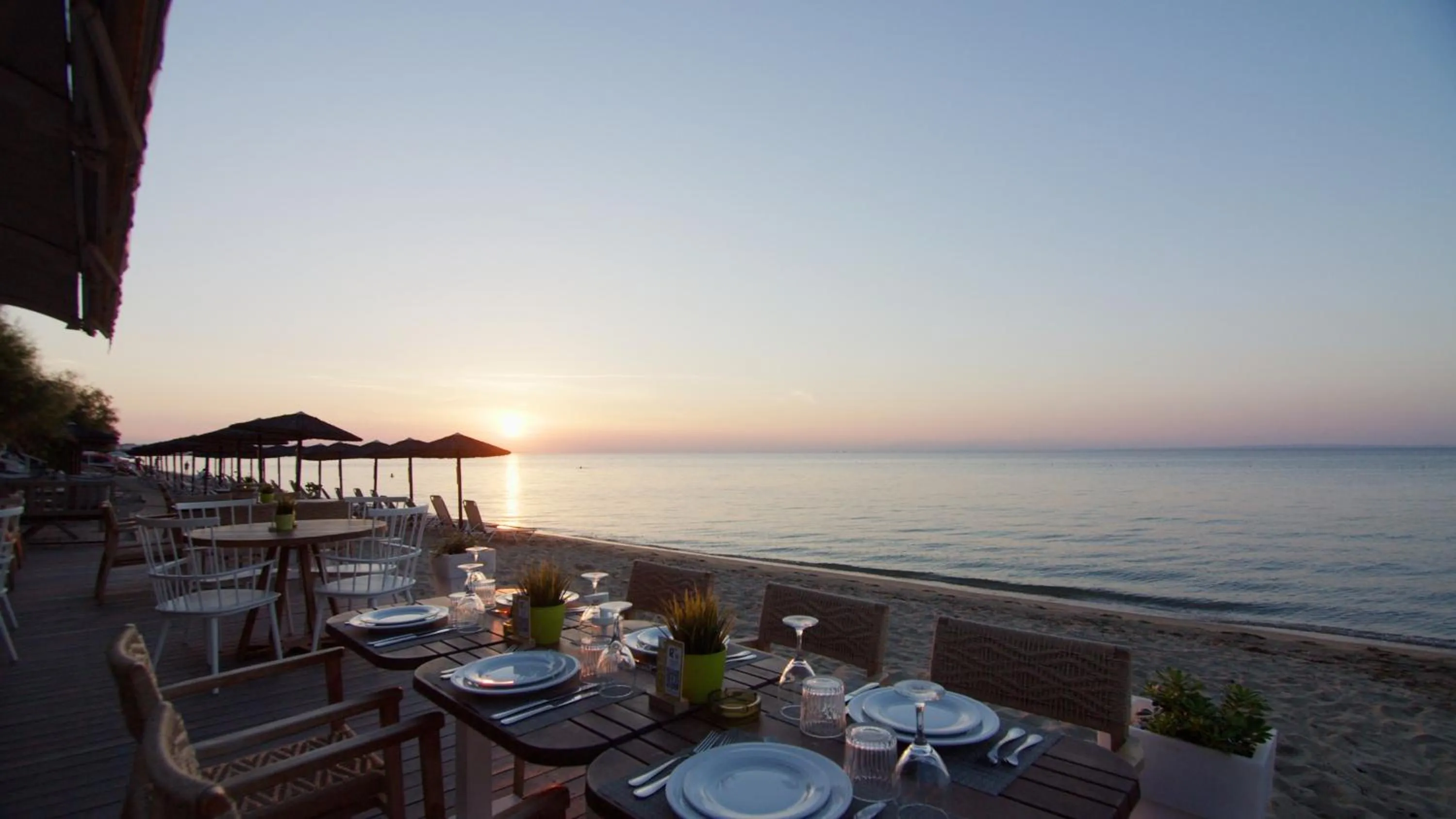 Restaurant/places to eat in Golden Star City Resort