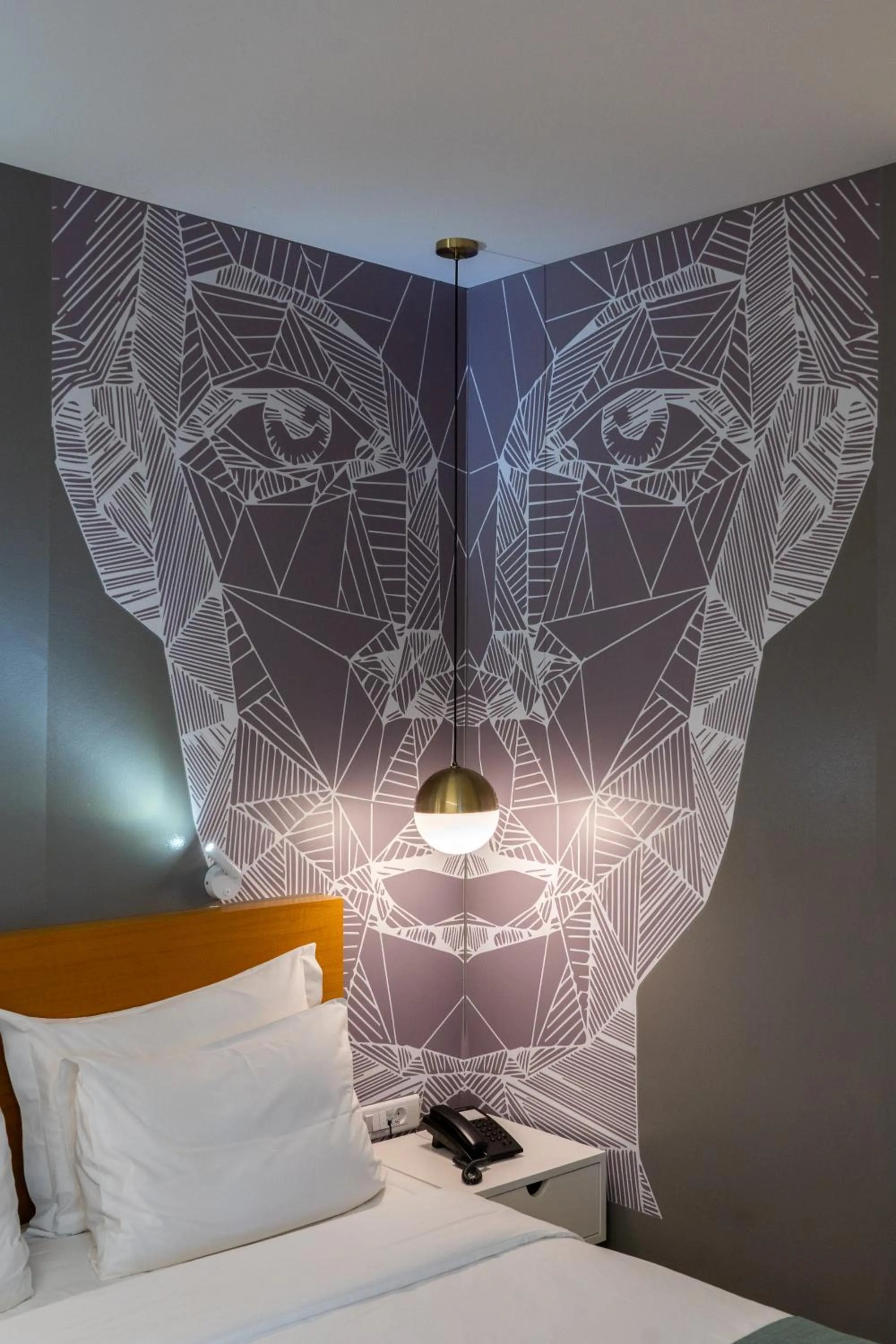 Decorative detail, Bed in Golden Star City Resort