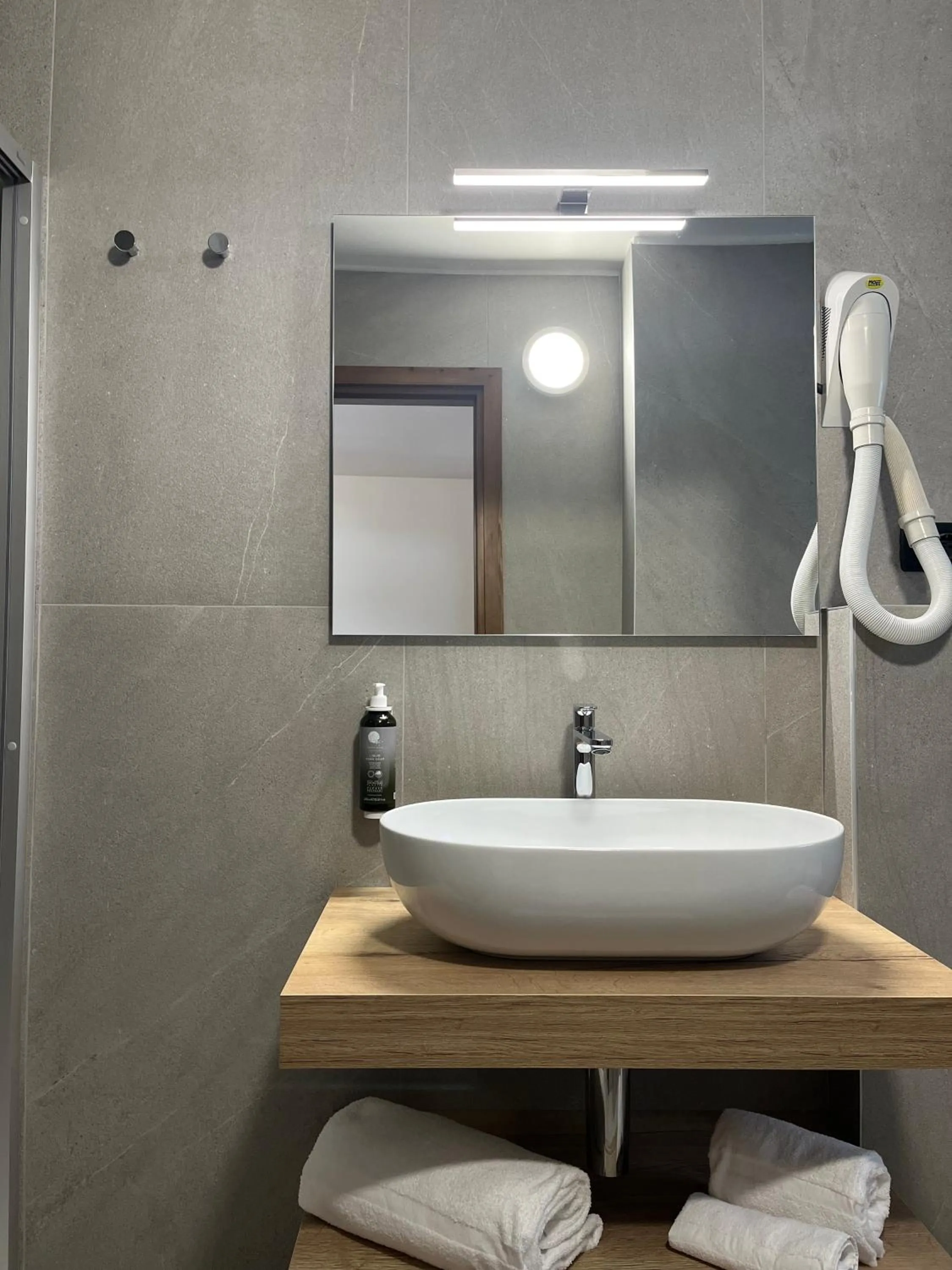 Bathroom in Hotel Alle Tre Baite