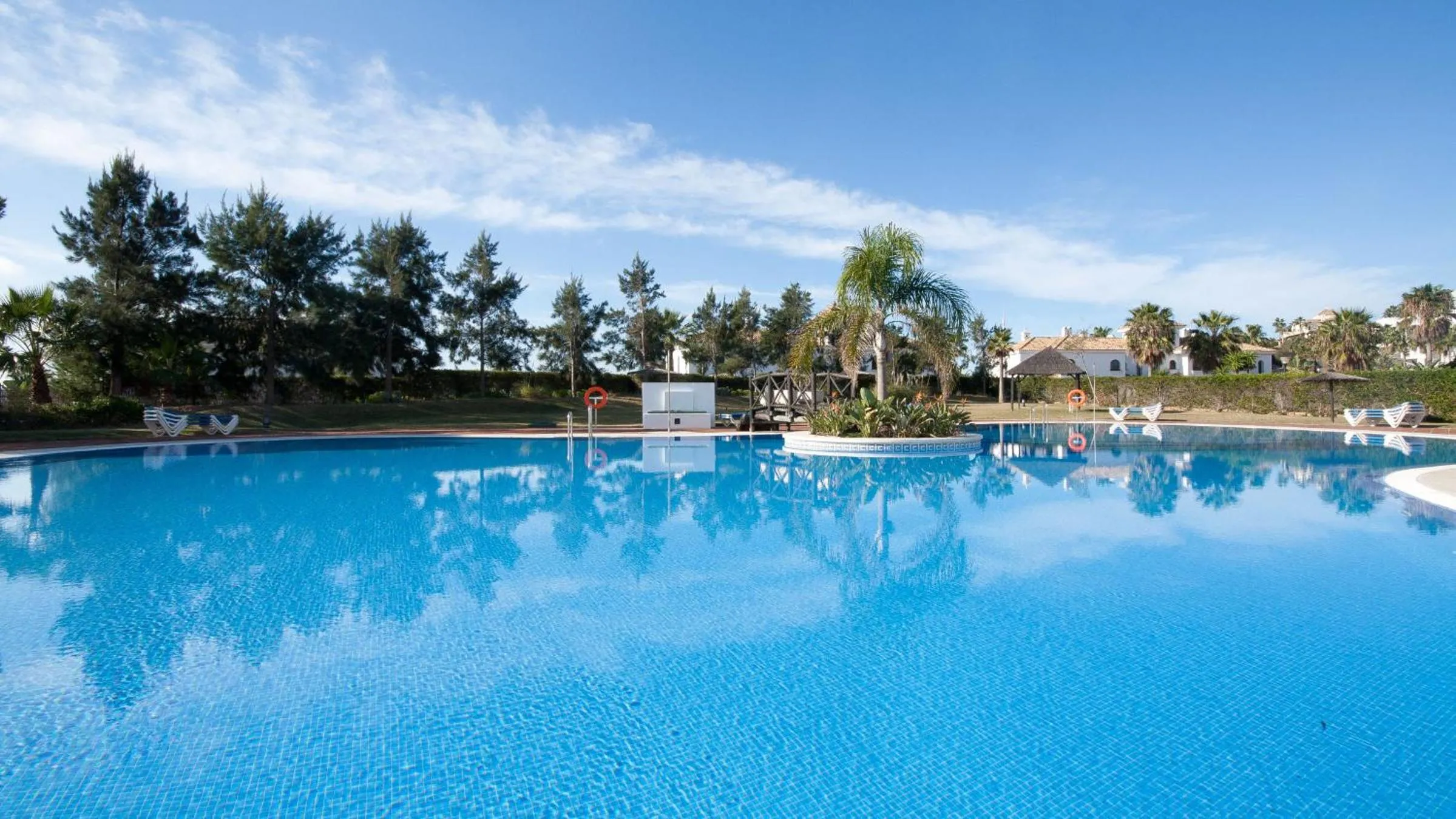Duquesa Suites 206