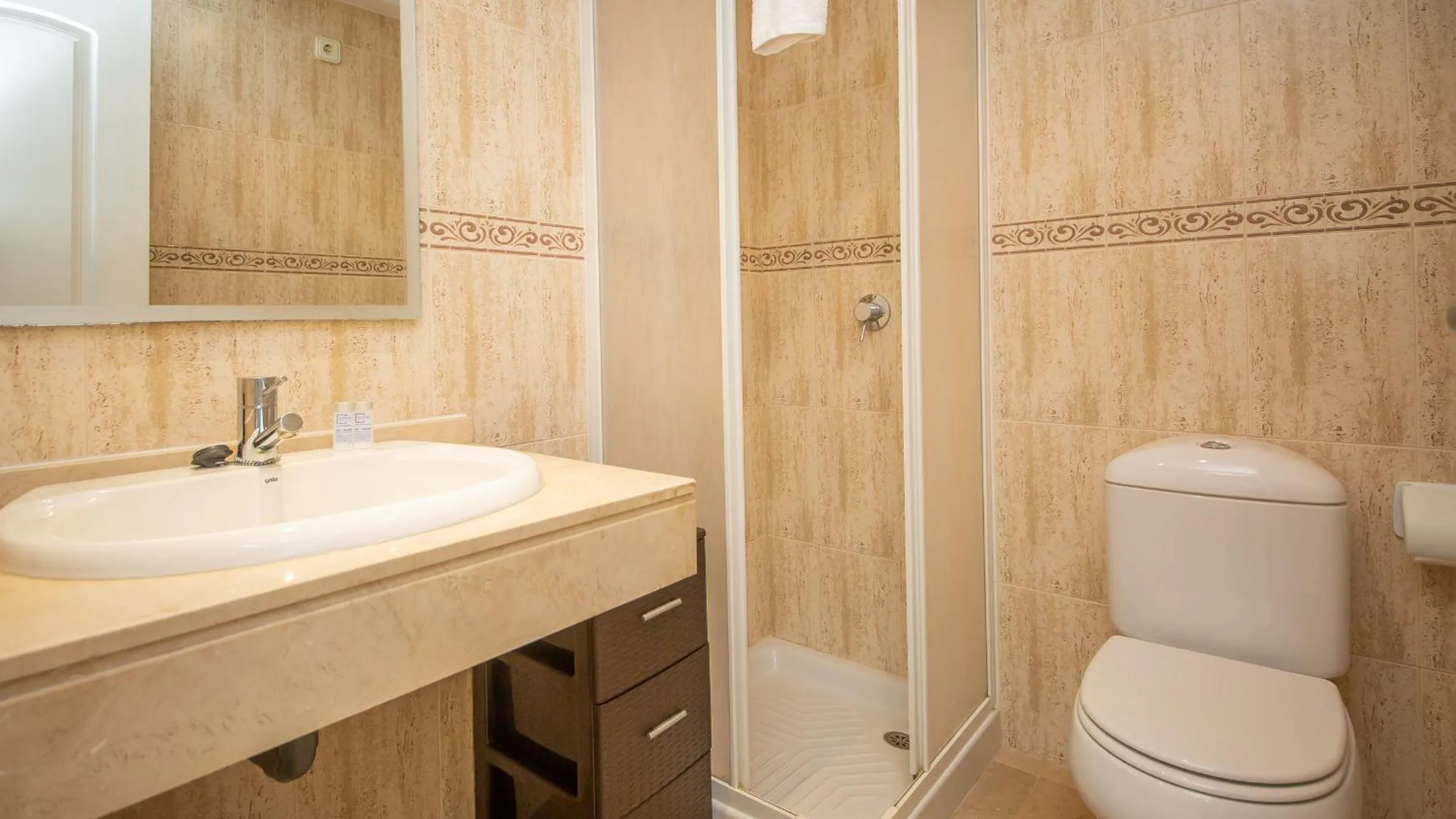 Duquesa Suites 206