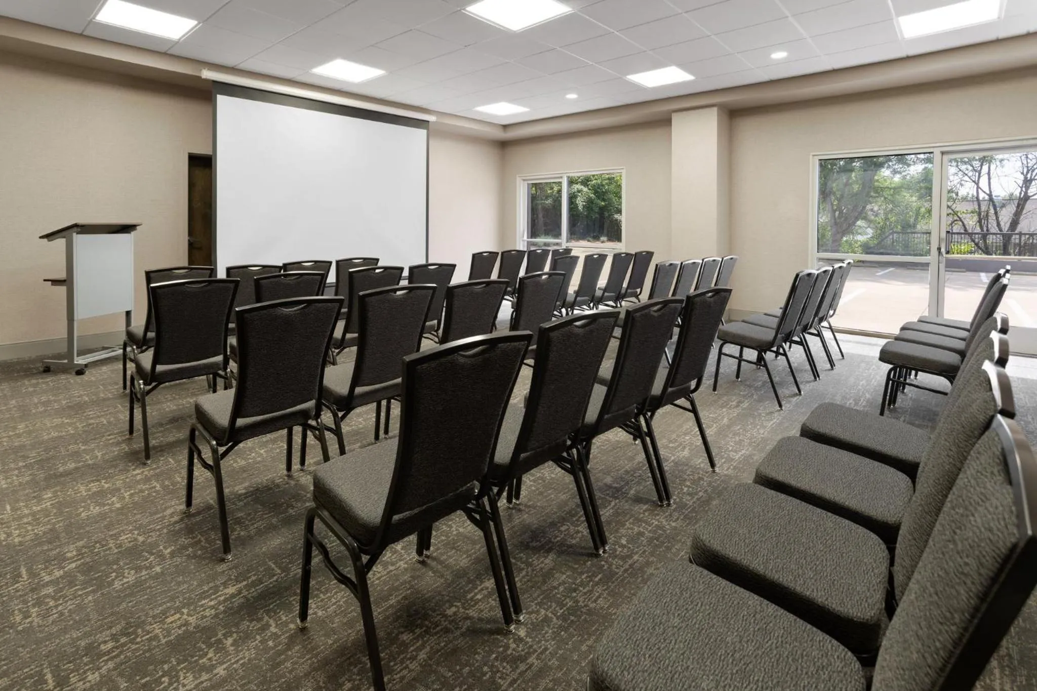 Meeting/conference room in Crowne Plaza Nashville Airport by IHG