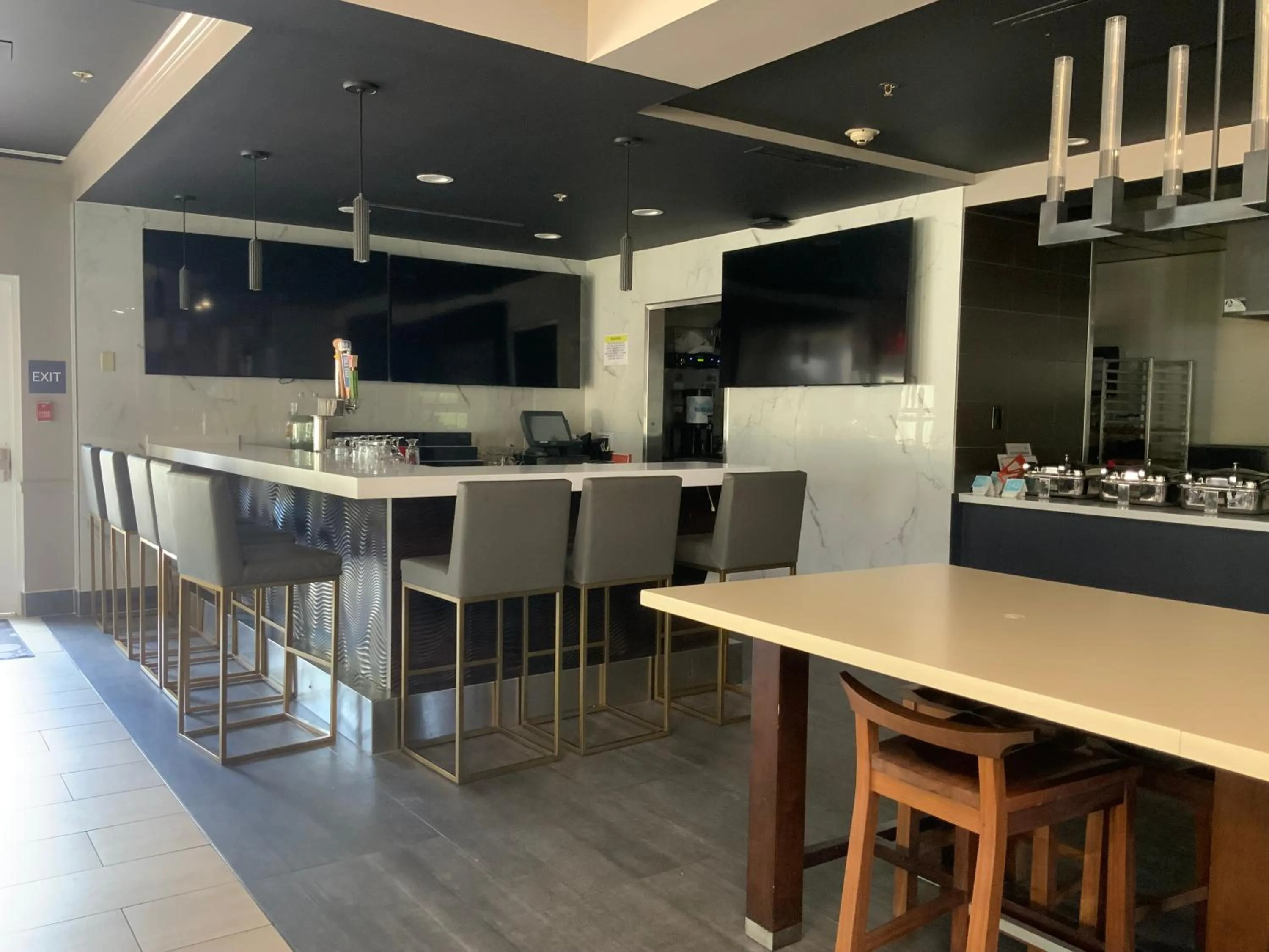 Dining area in Nash Haus Hotel