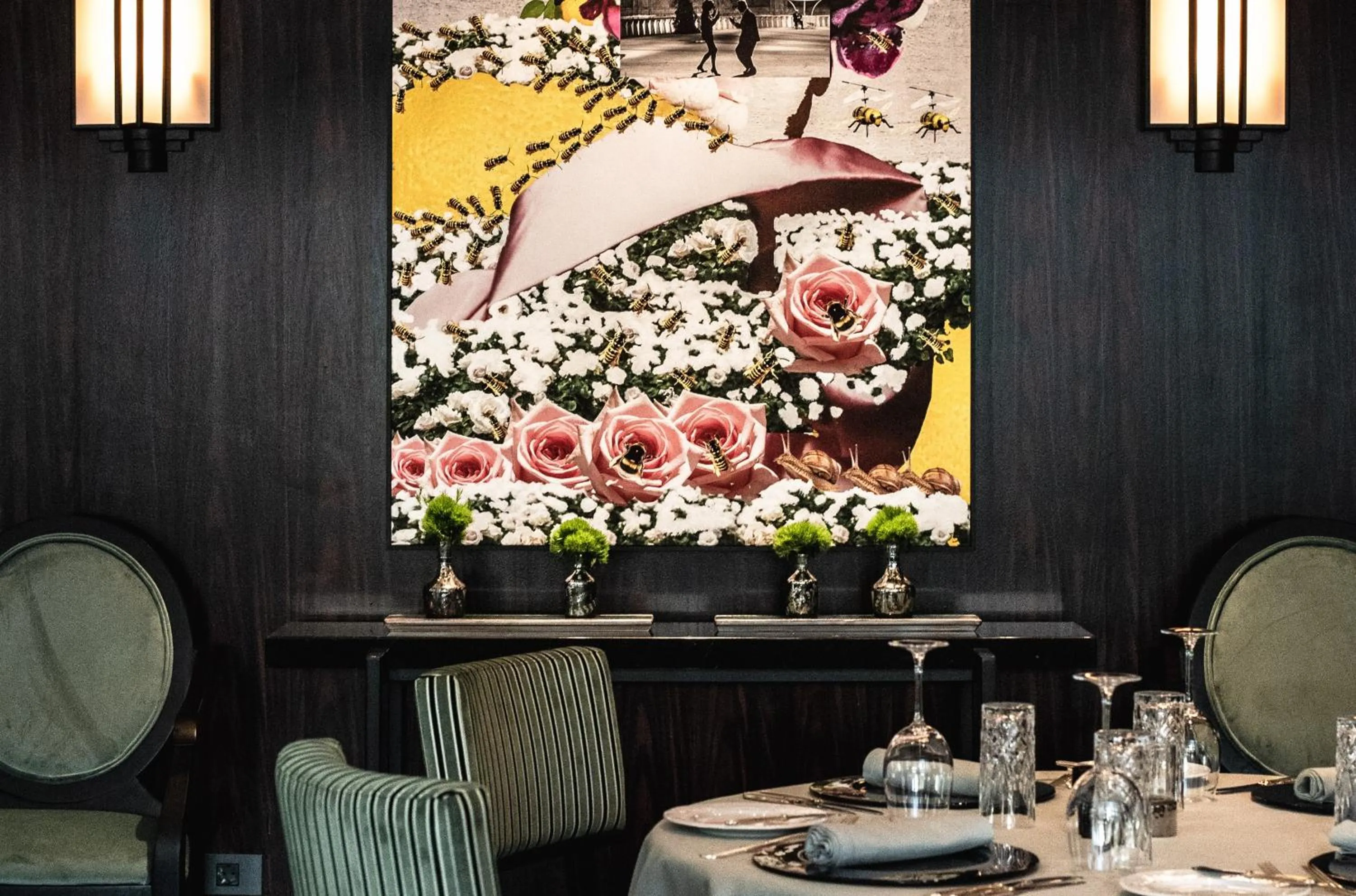 Restaurant/places to eat in Divani Caravel