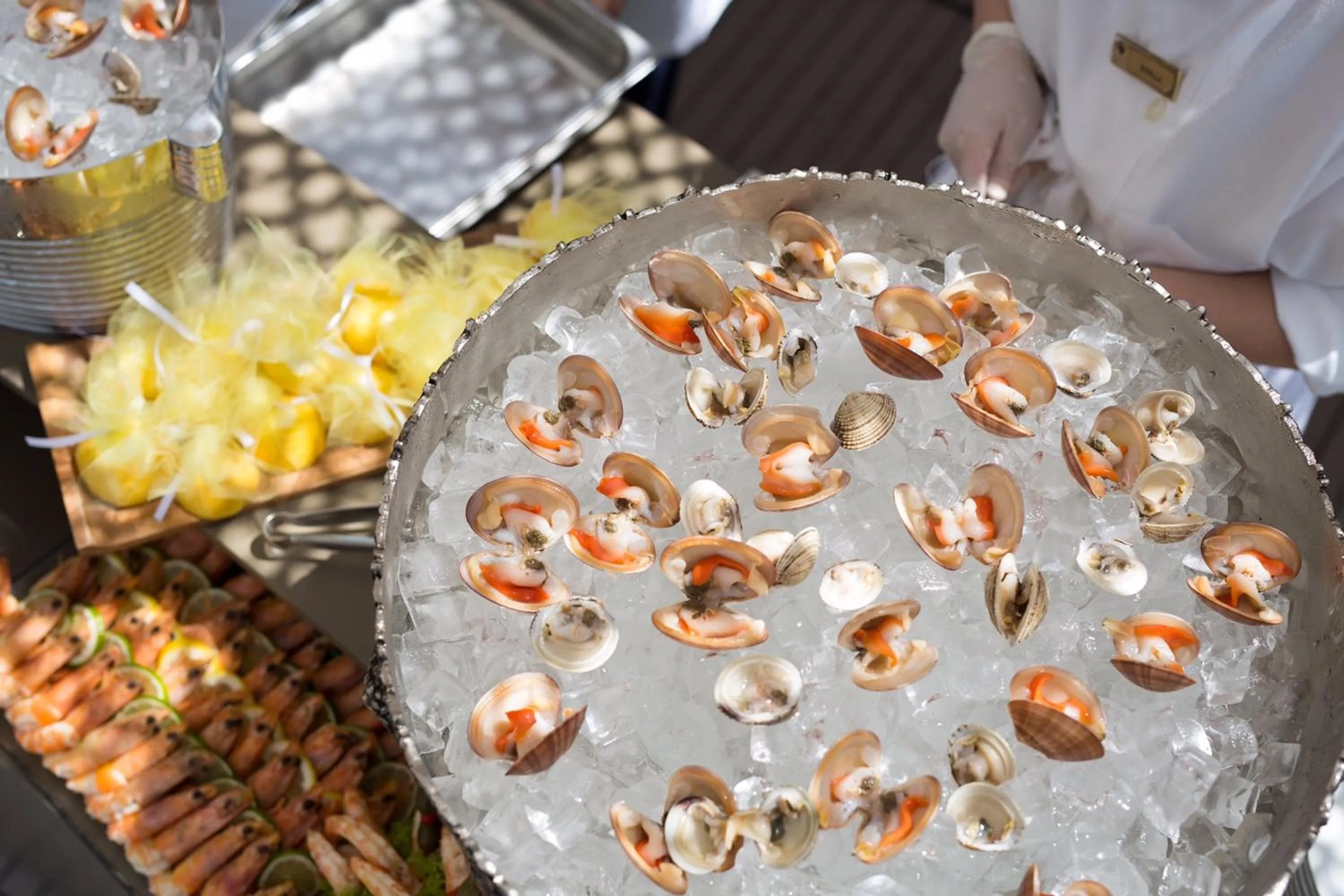 Restaurant/places to eat in Divani Apollon Palace & Thalasso