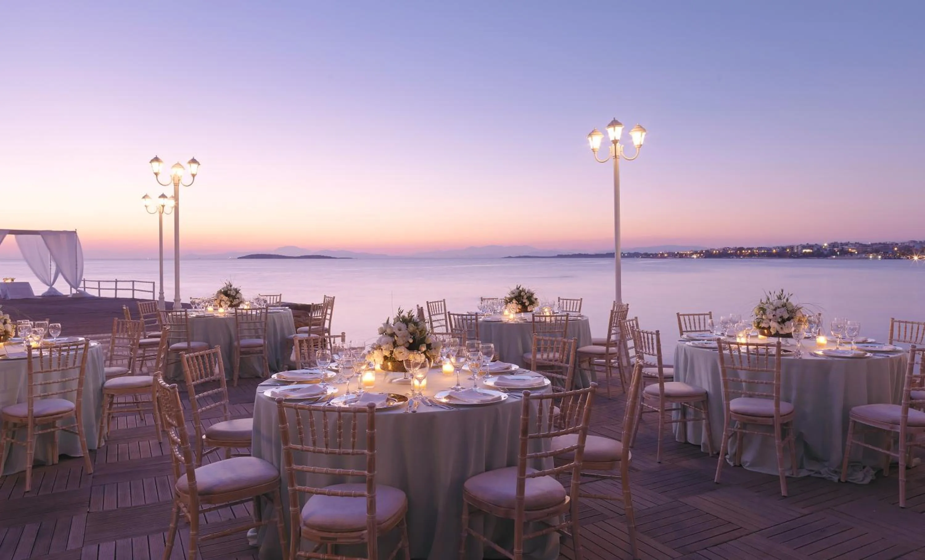 Restaurant/places to eat in Divani Apollon Palace & Thalasso