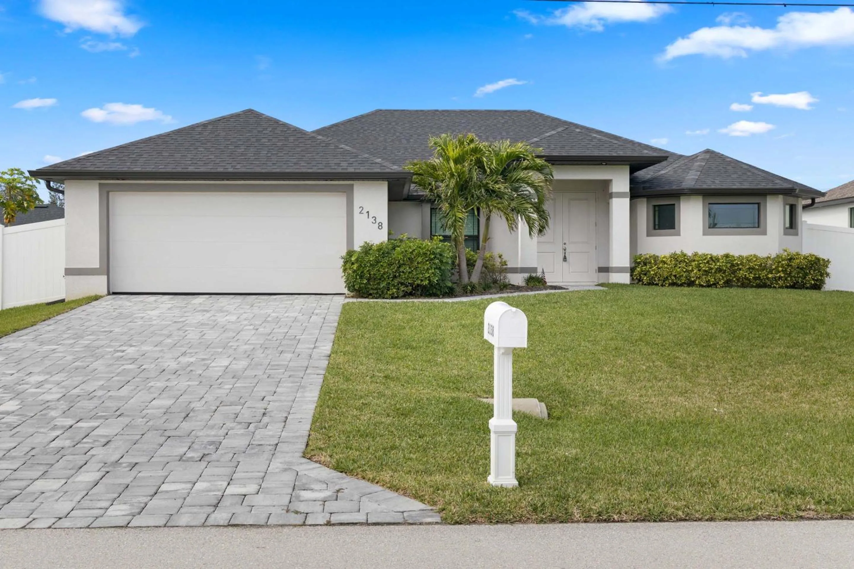 Midpoint Villa