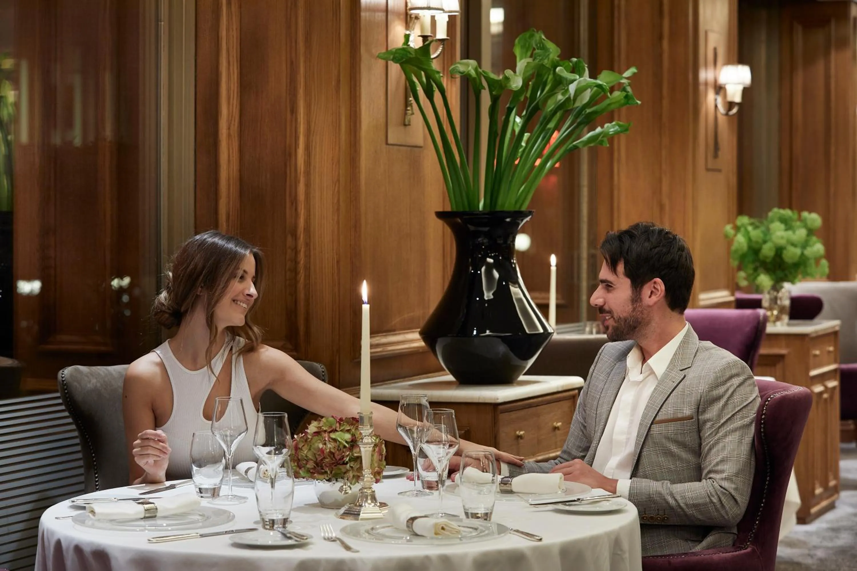 Restaurant/places to eat in NJV Athens Plaza