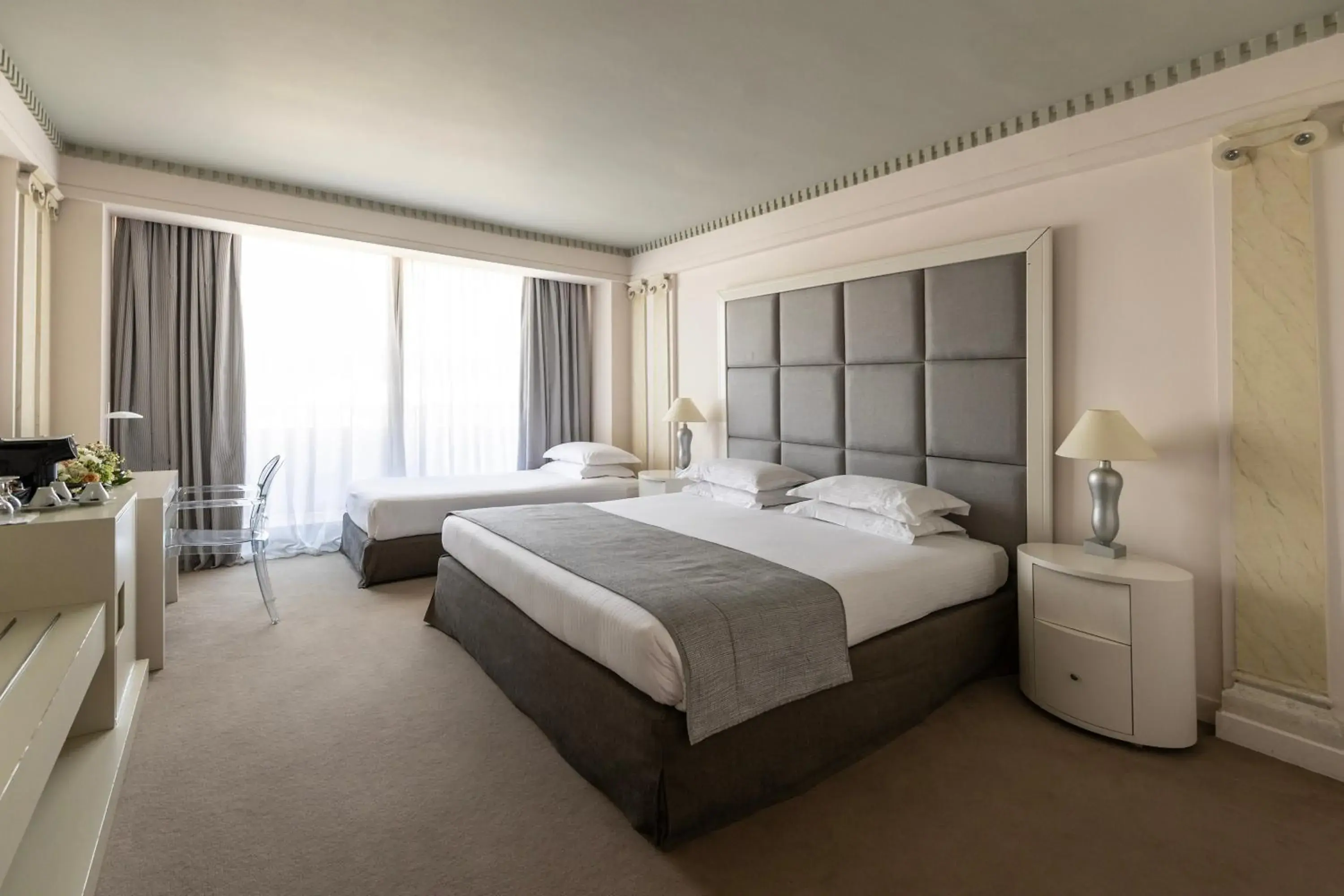 Deluxe Acropolis View in NJV Athens Plaza Deluxe Acropolis View in NJV Athens Plaza