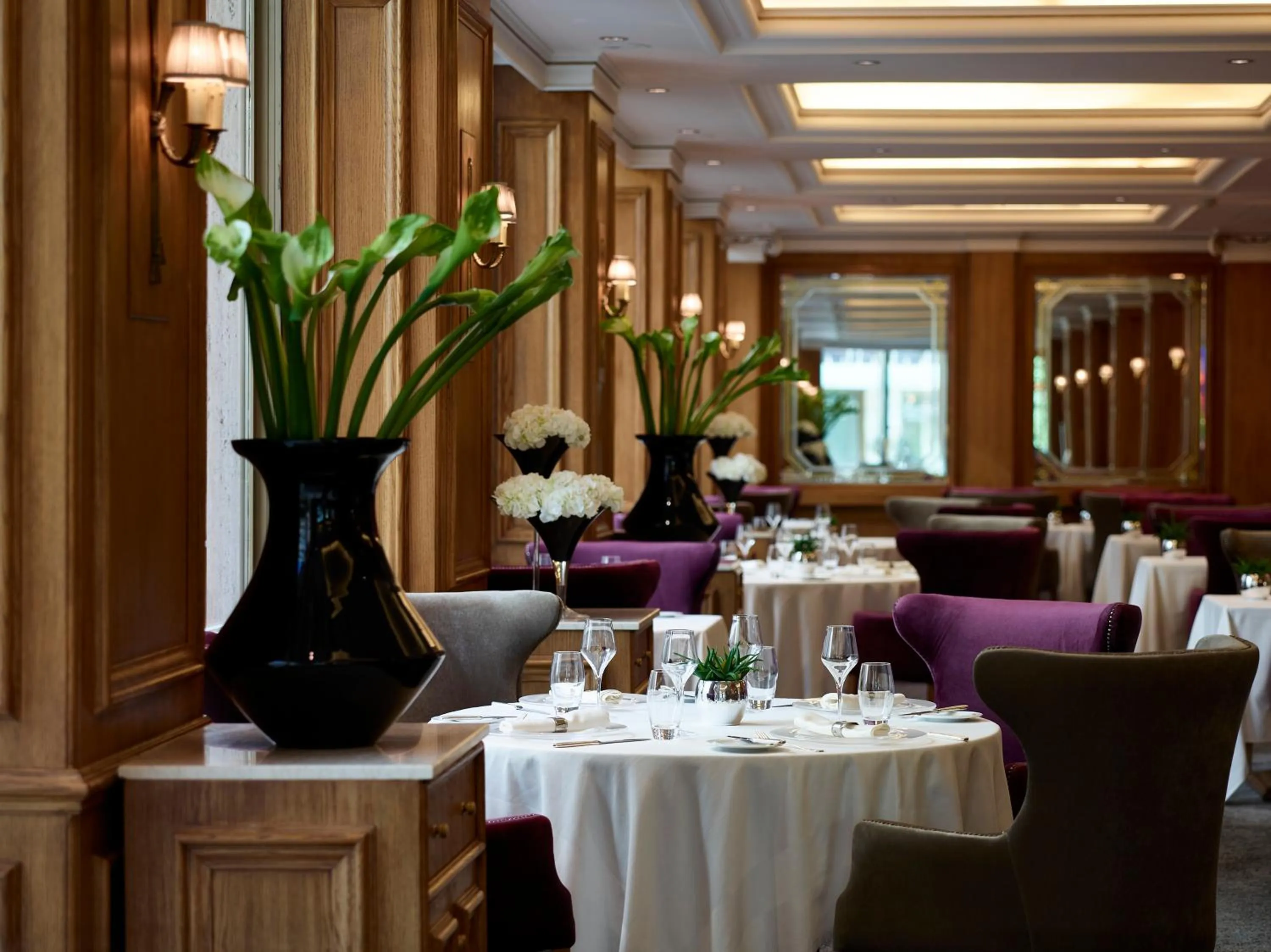 Restaurant/places to eat in NJV Athens Plaza