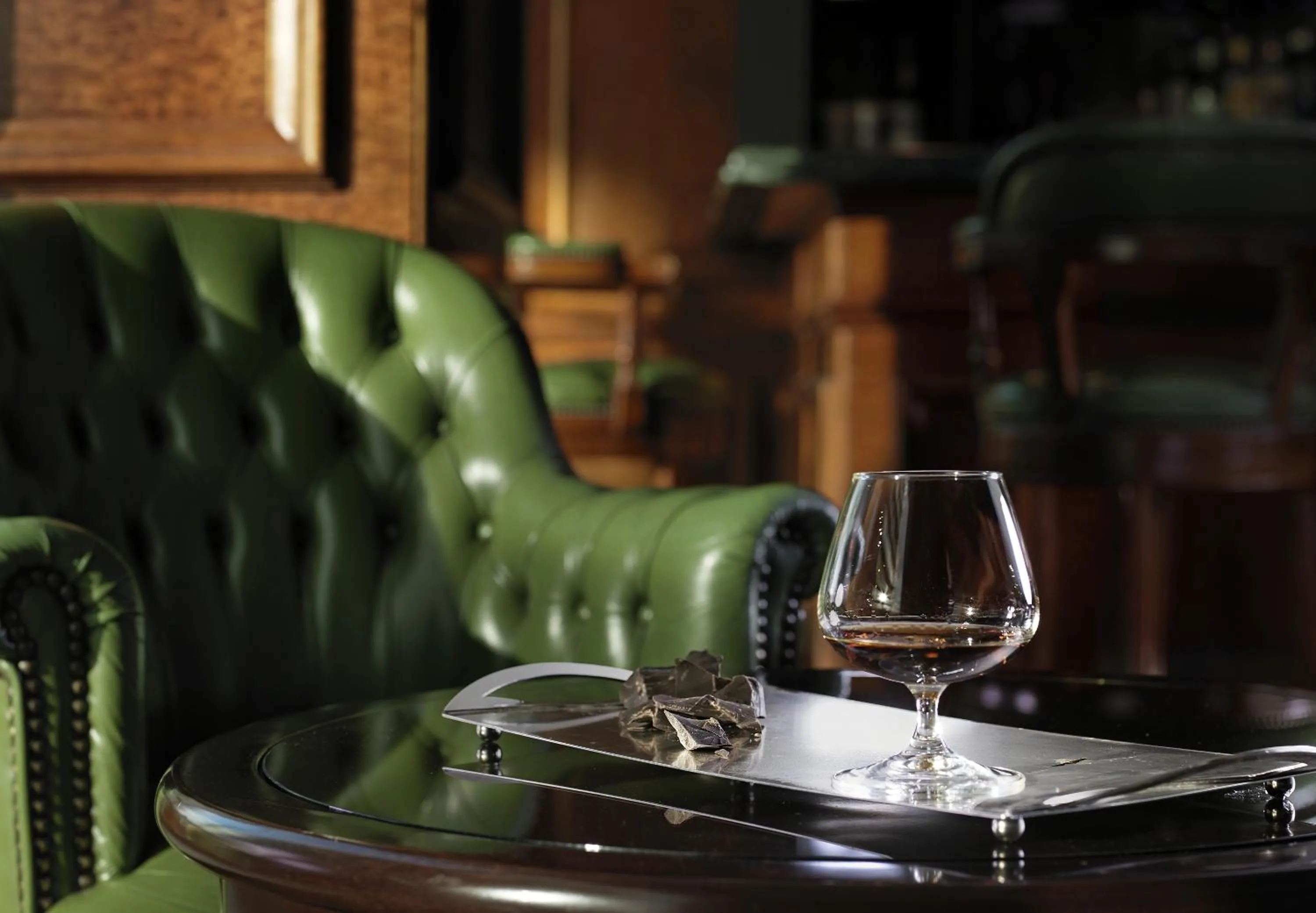 Lounge or bar in NJV Athens Plaza