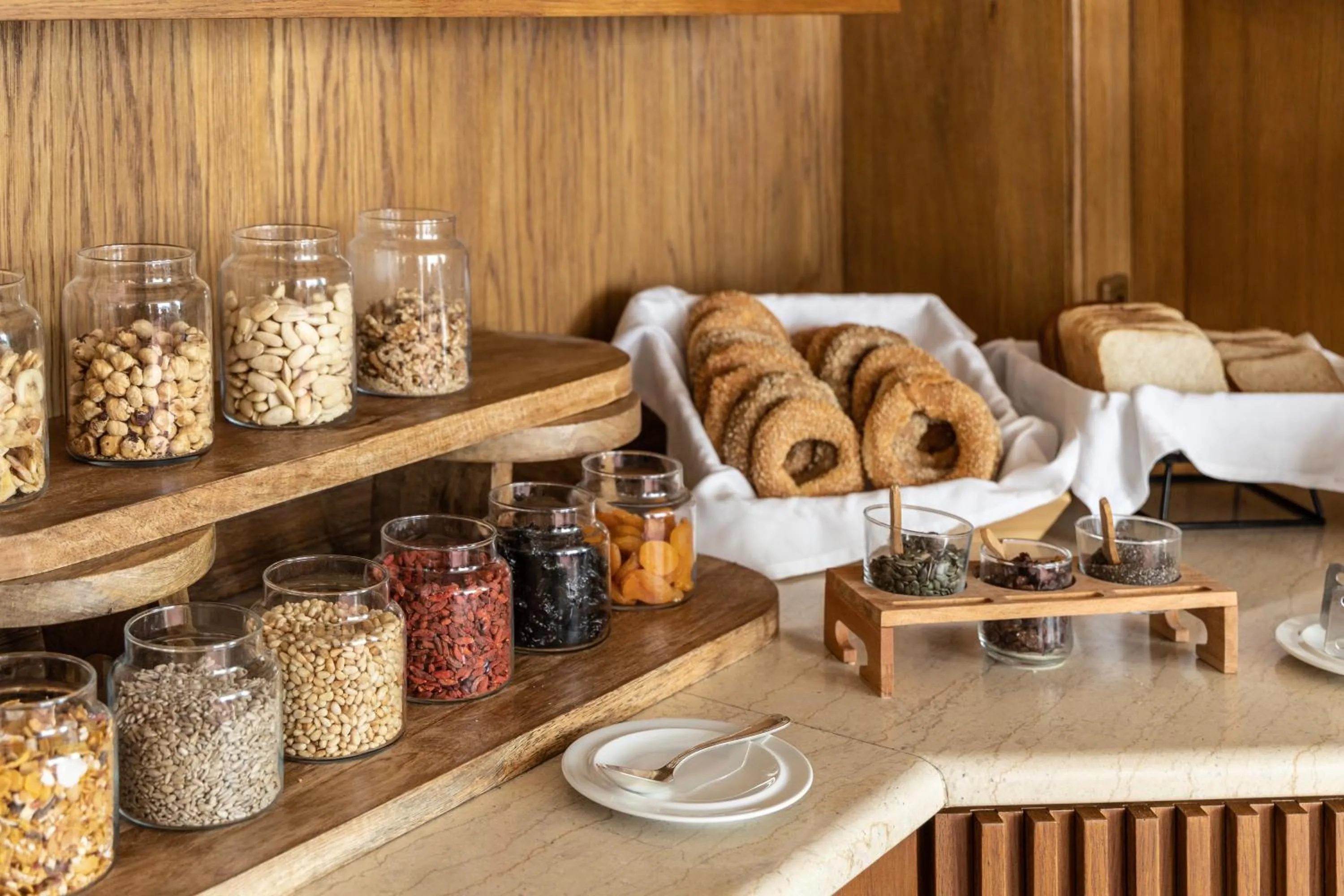 Breakfast in NJV Athens Plaza