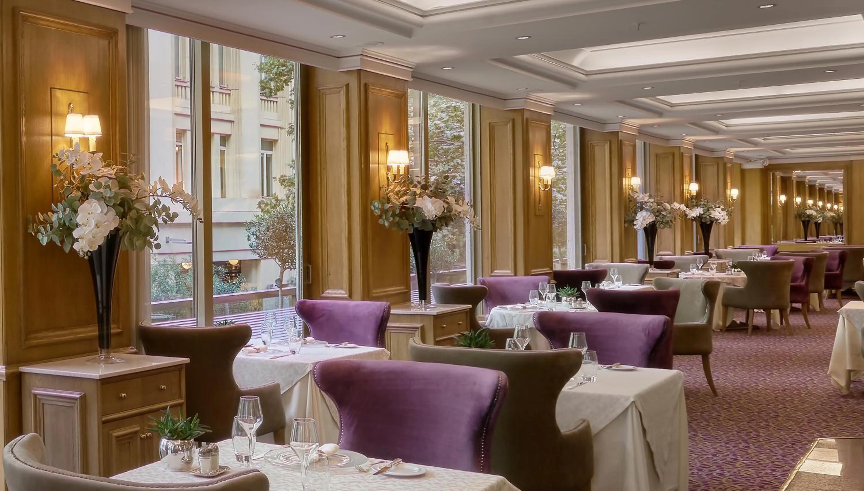 Restaurant/places to eat in NJV Athens Plaza