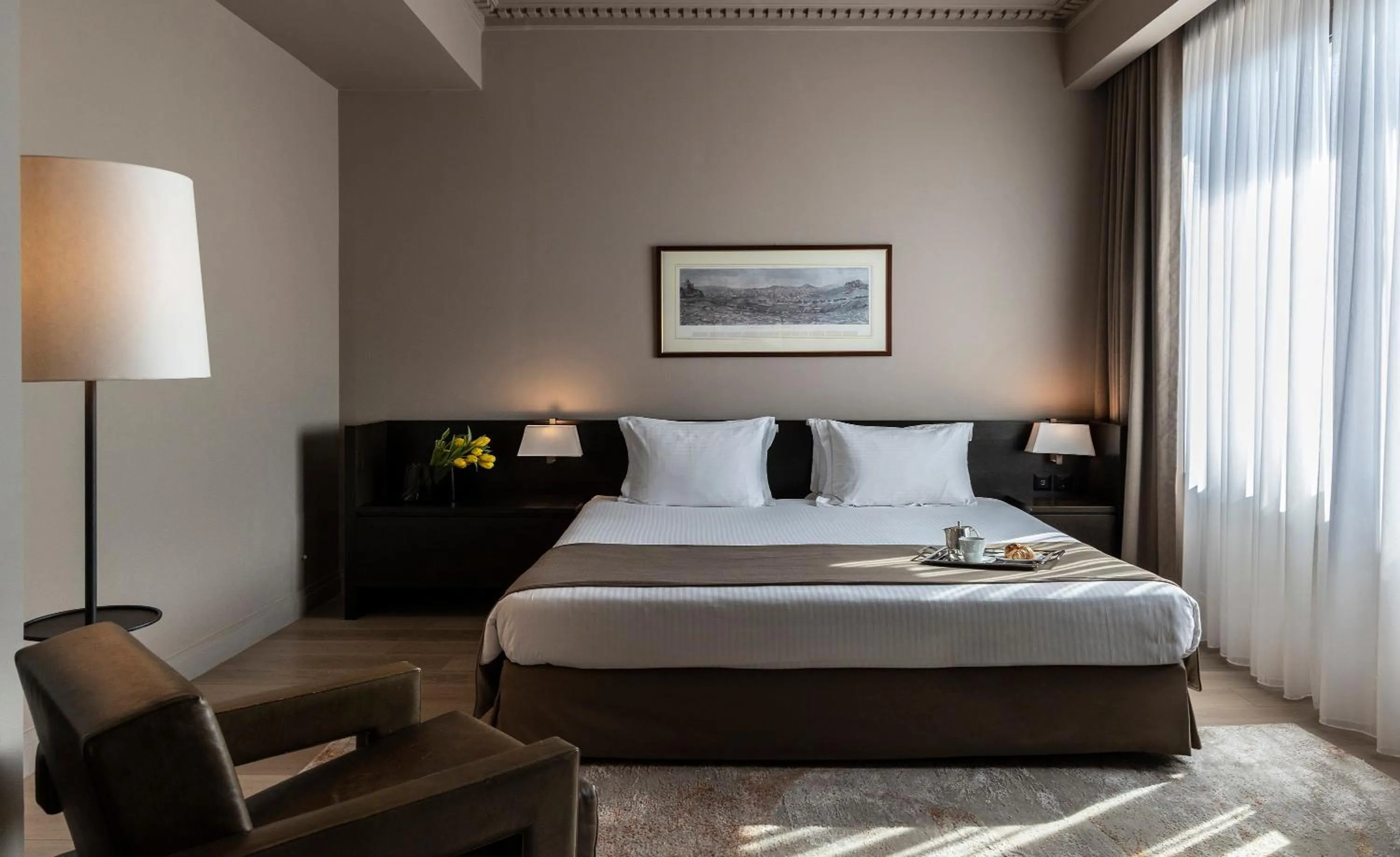 Bed in NJV Athens Plaza