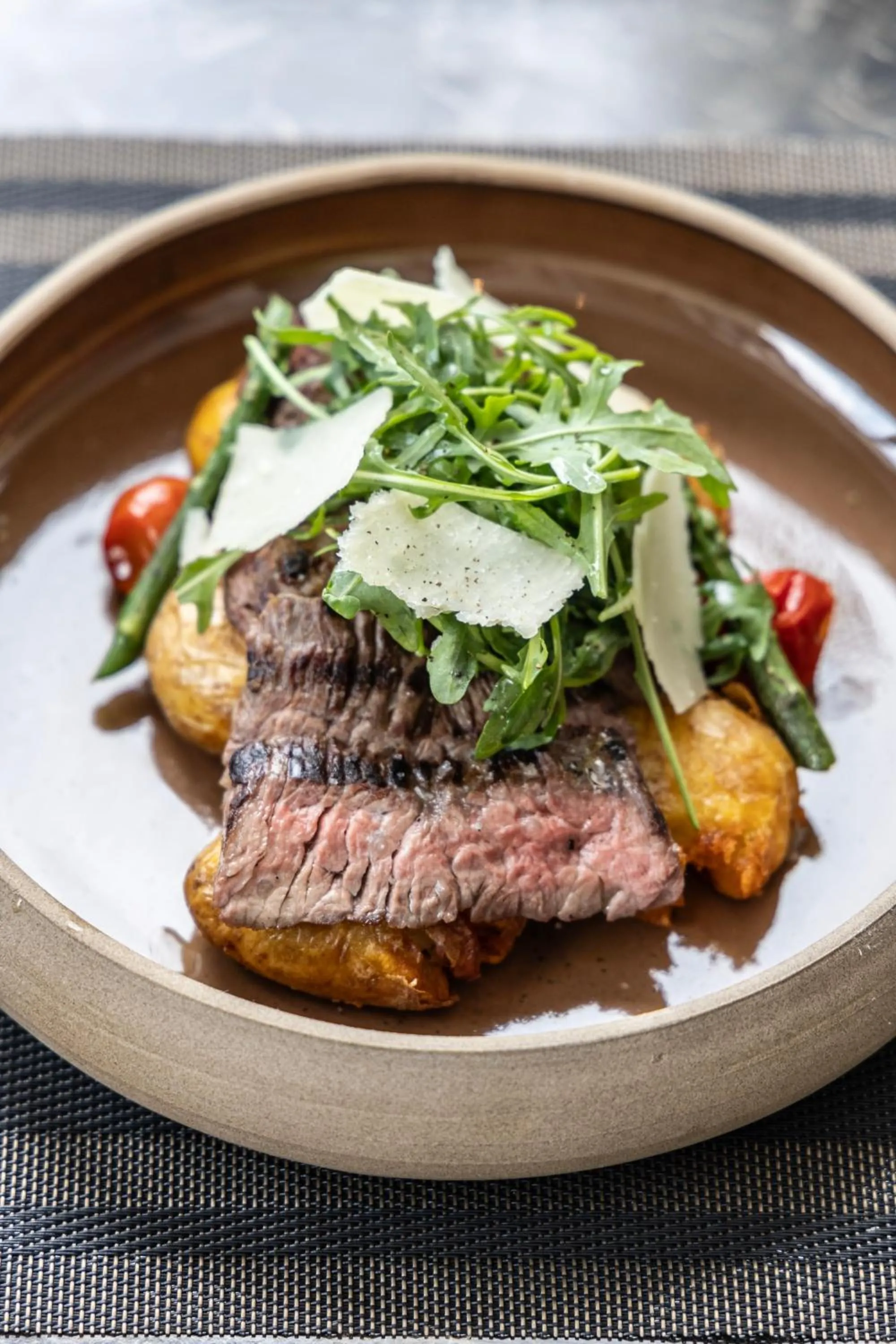 Restaurant/places to eat in NJV Athens Plaza