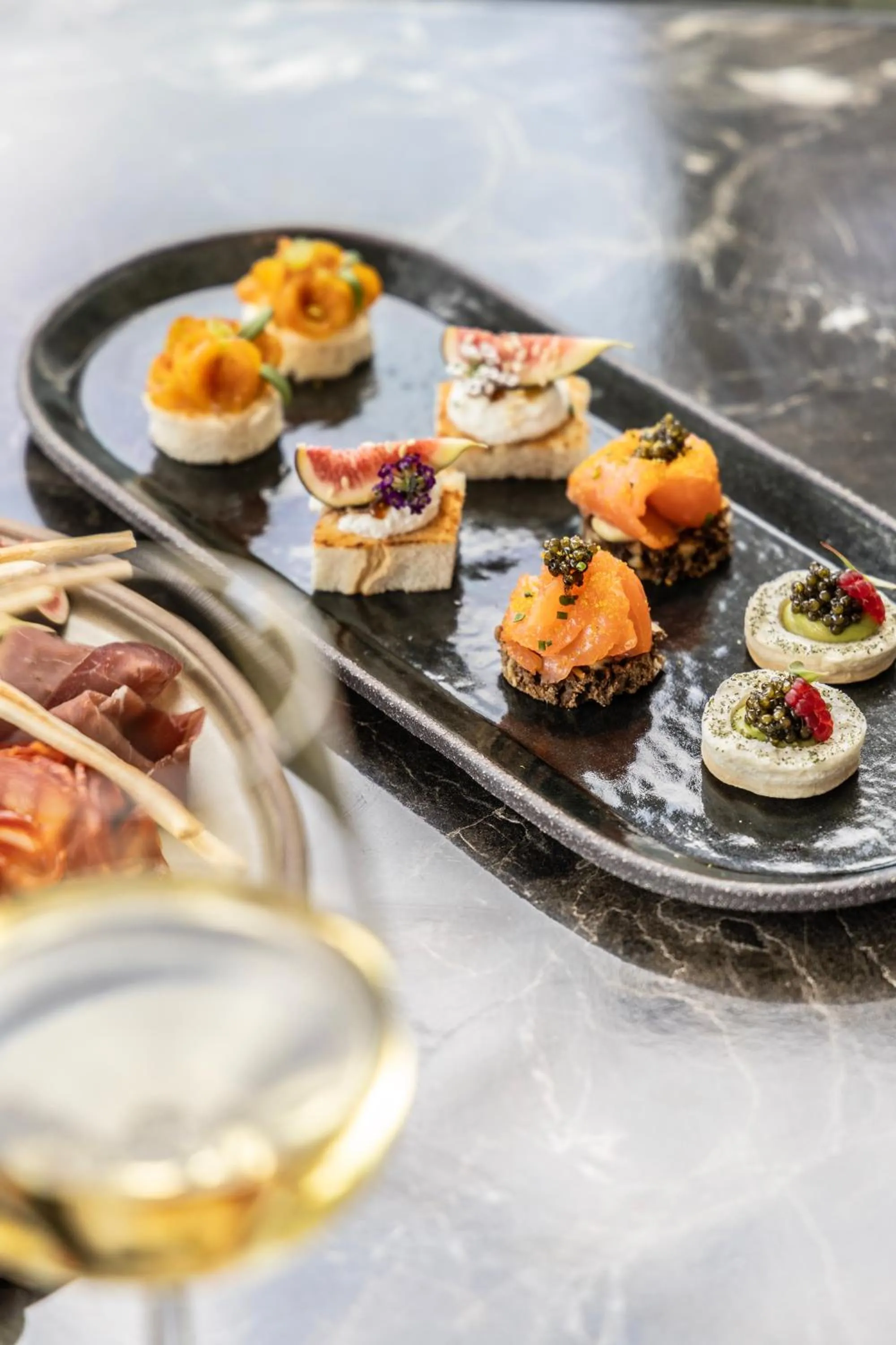 Restaurant/places to eat in NJV Athens Plaza