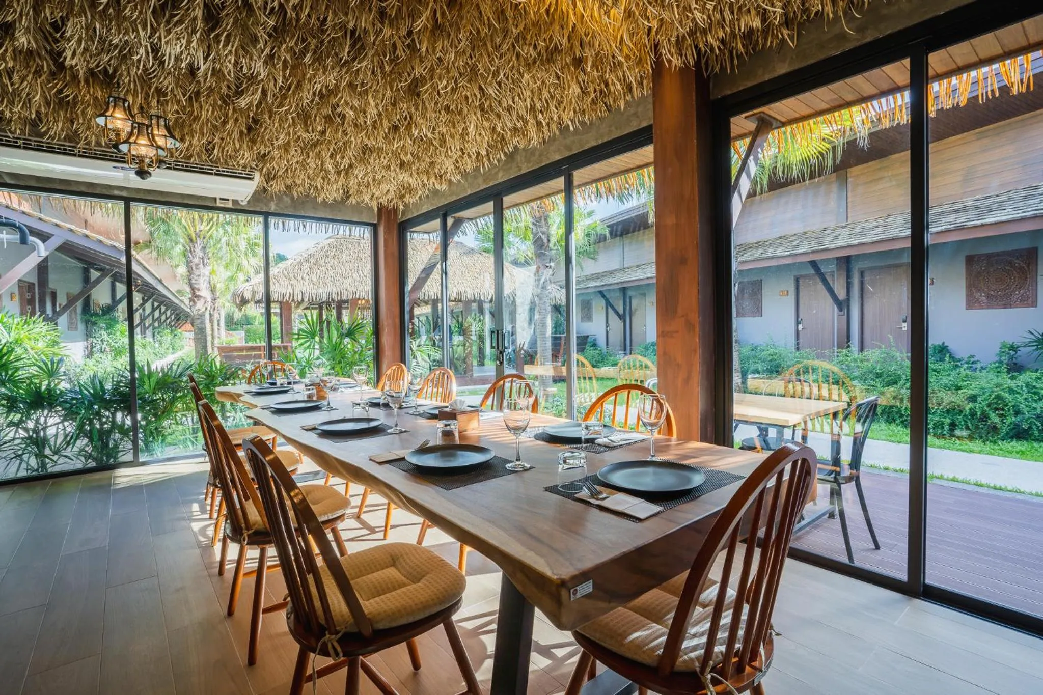 Restaurant/places to eat in Malabar Pool Villa Phuket