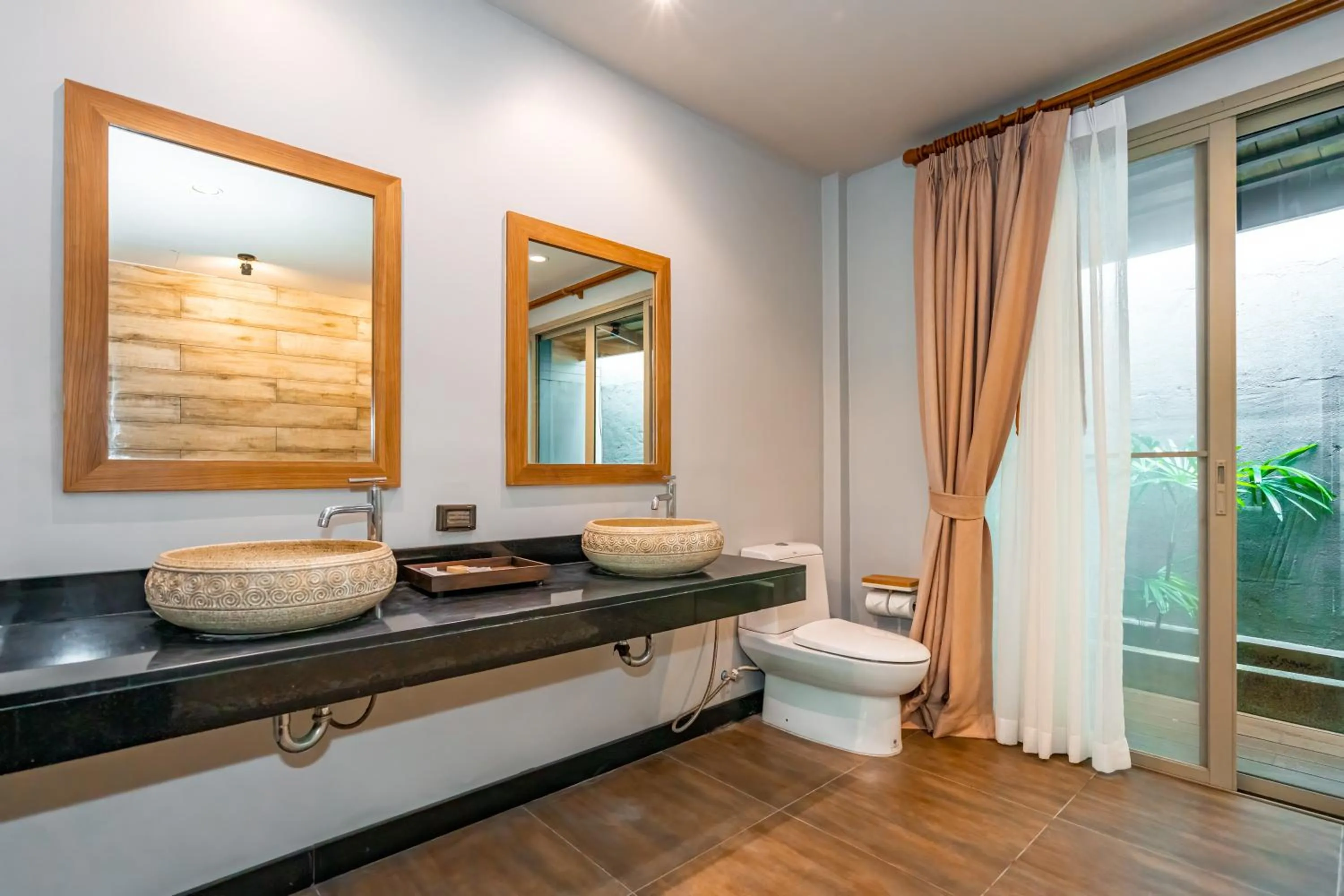 Toilet in Malabar Pool Villa Phuket