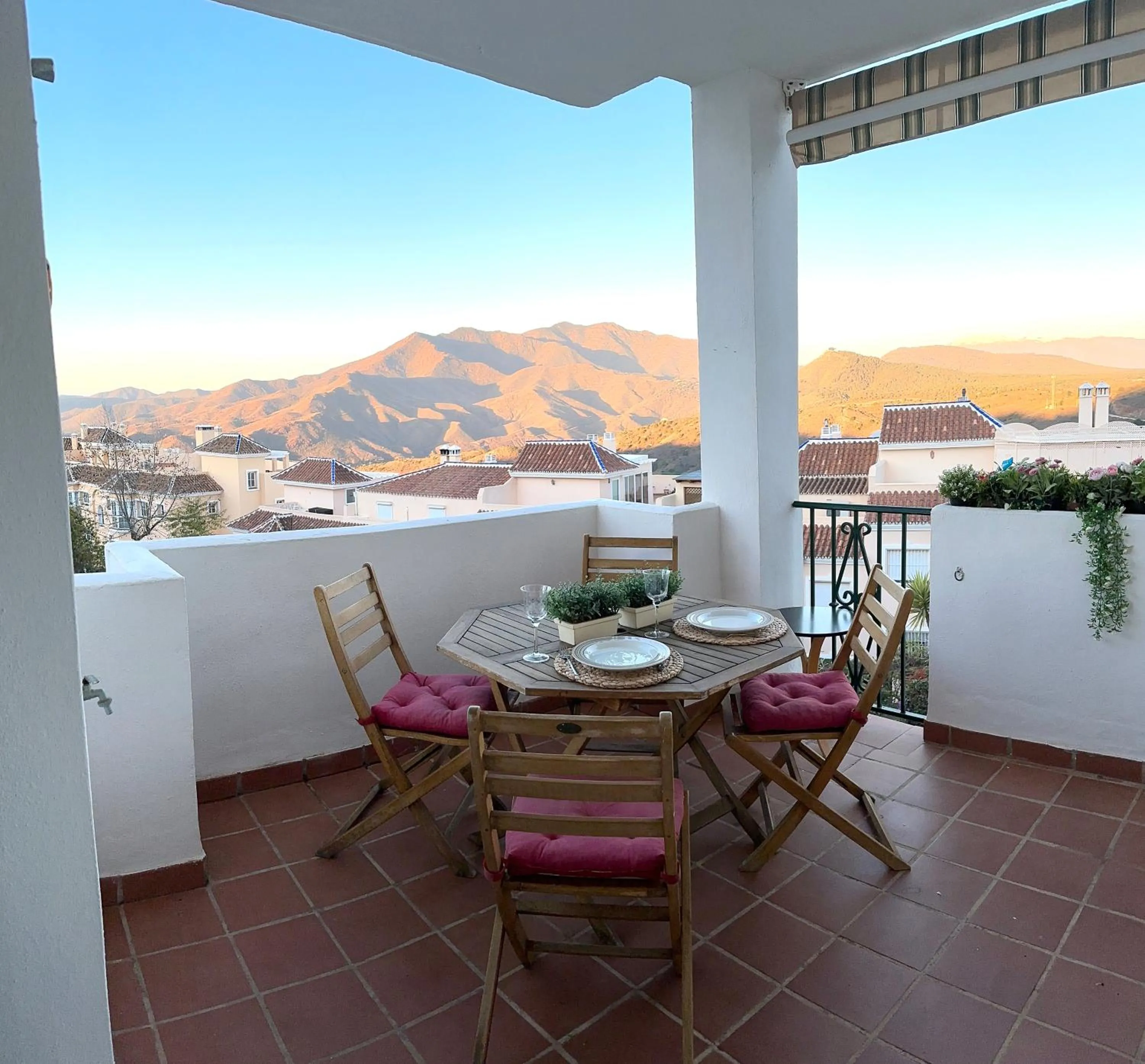 Alhaurin golf modern apartment with a view