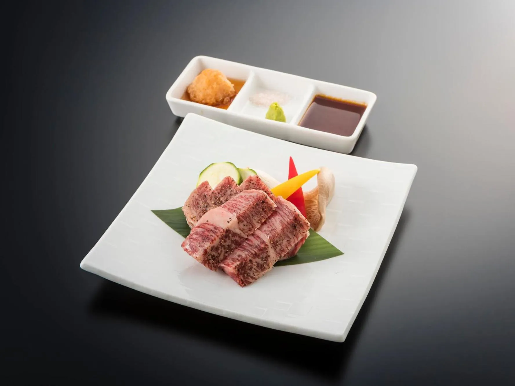 Food and drinks in Japanese Onsen Ryokan Kohakuen