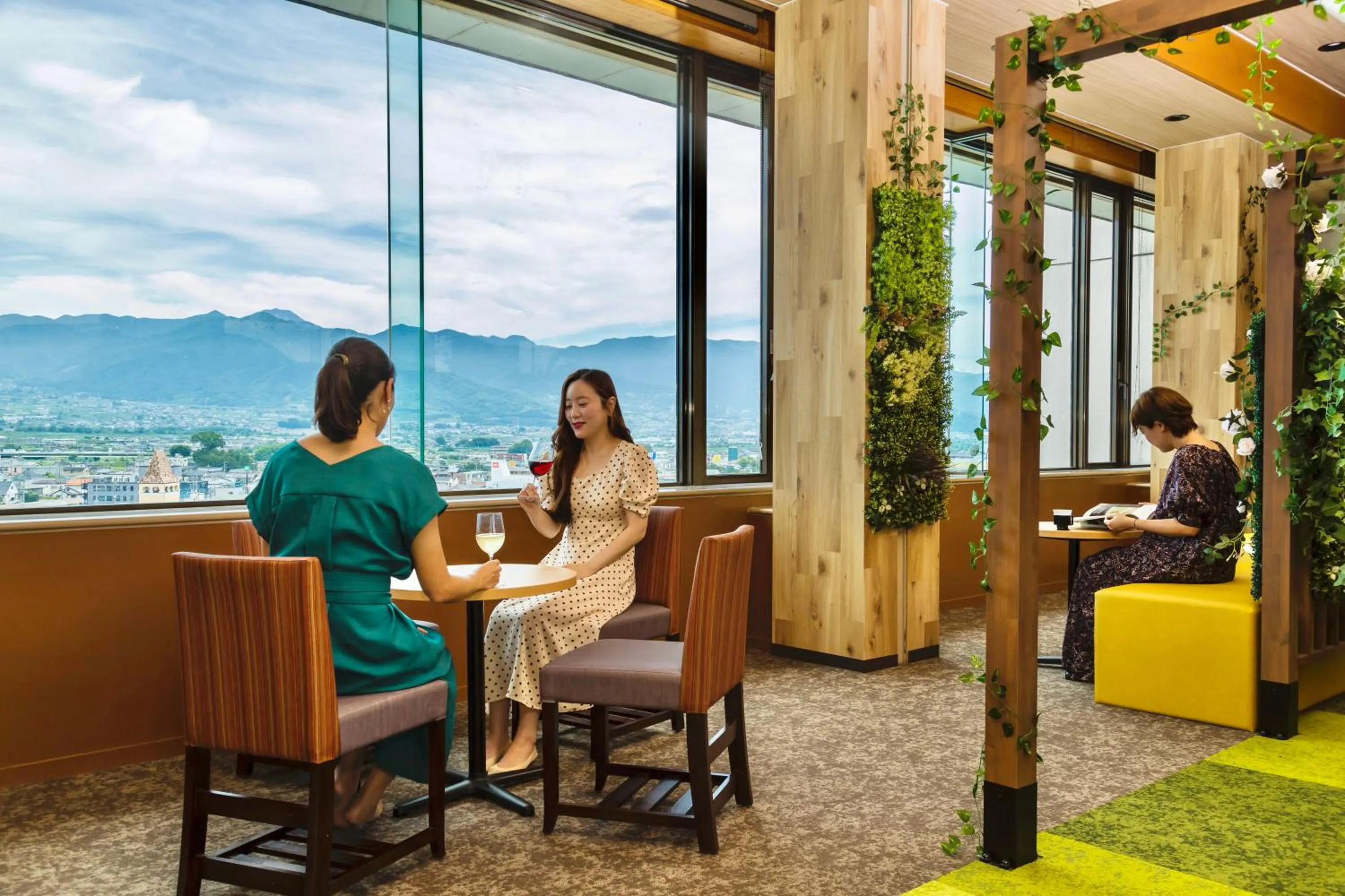 Lounge or bar in Japanese Onsen Ryokan Kohakuen