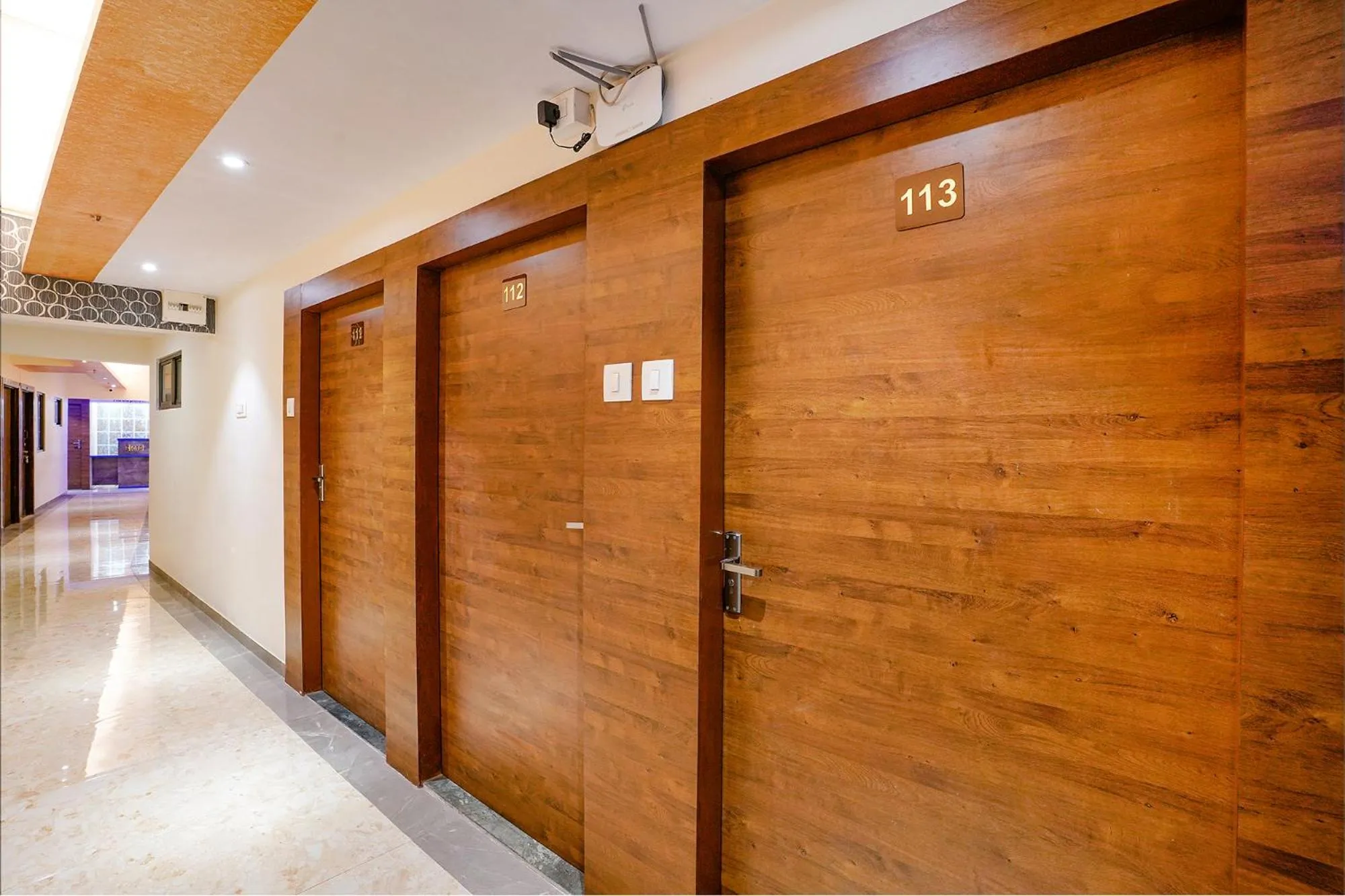 Lobby or reception in FabExpress Alive - Nr Juhu Beach